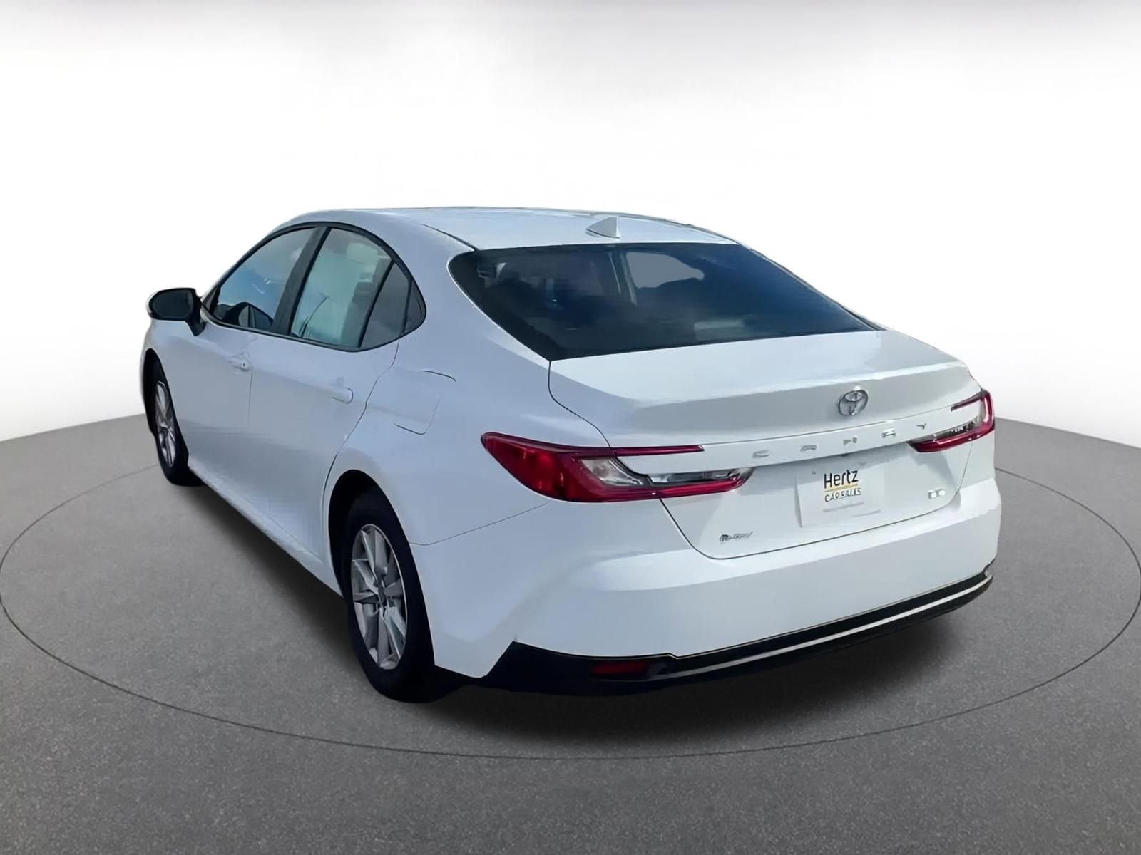 Thumbnail: 2025 Toyota Camry - 11