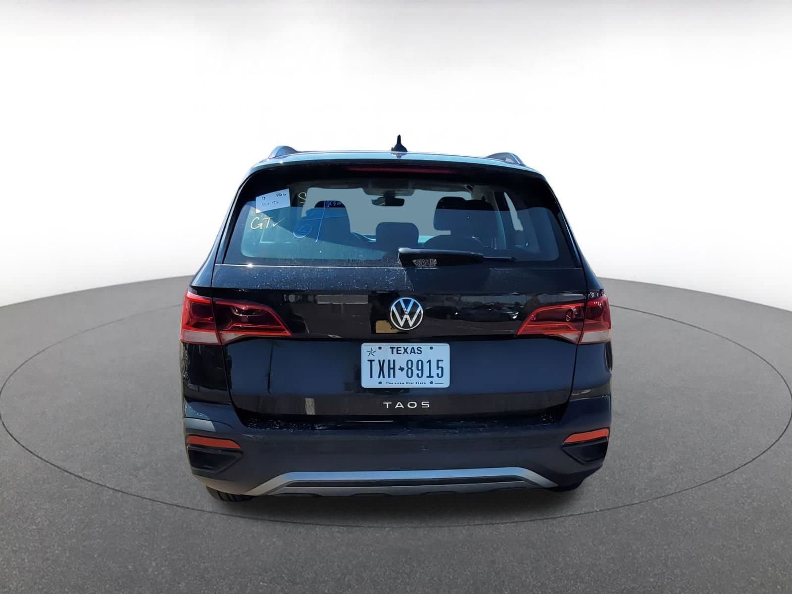Thumbnail: 2024 Volkswagen Taos - 6