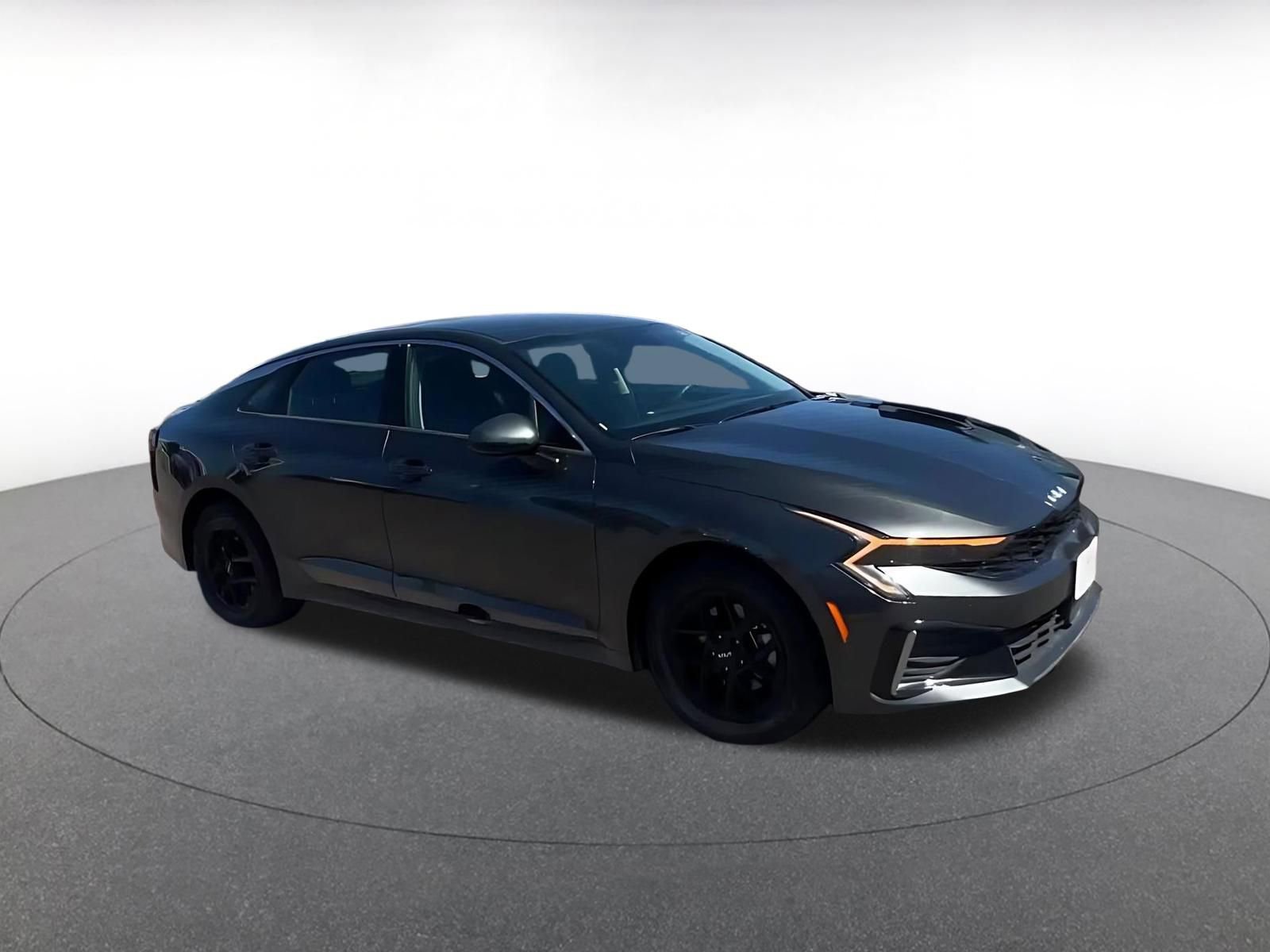 Thumbnail: 2025 Kia K5 - 2