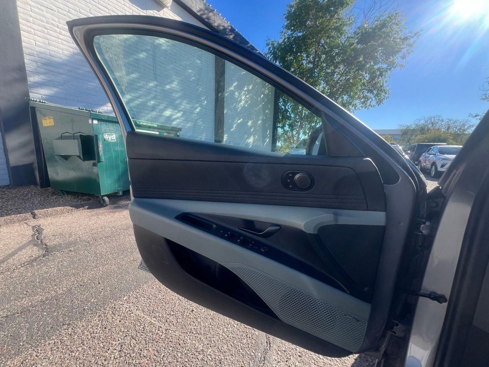 Thumbnail: 2025 Hyundai Elantra - 20