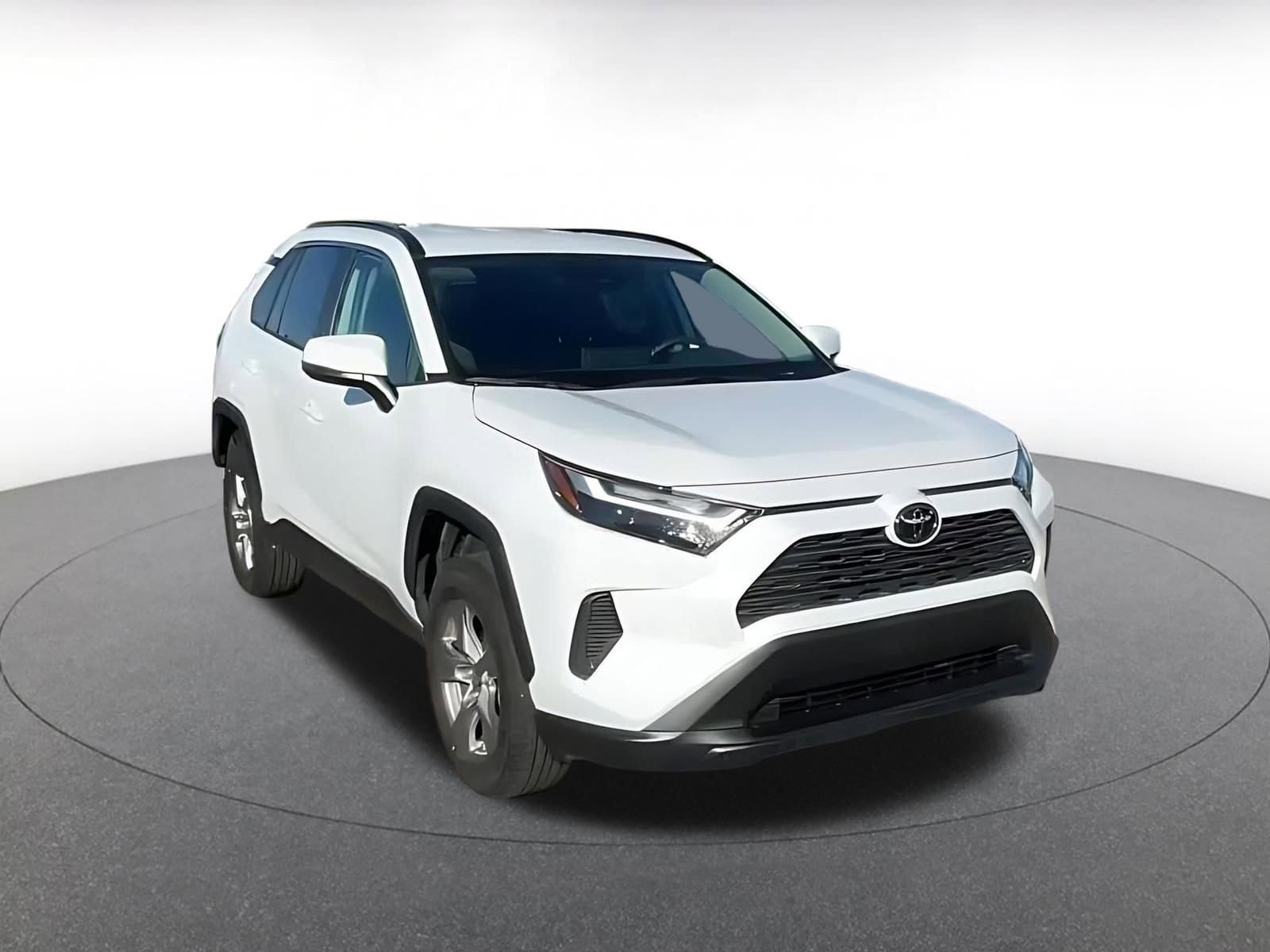 Thumbnail: 2025 Toyota RAV4 - 3