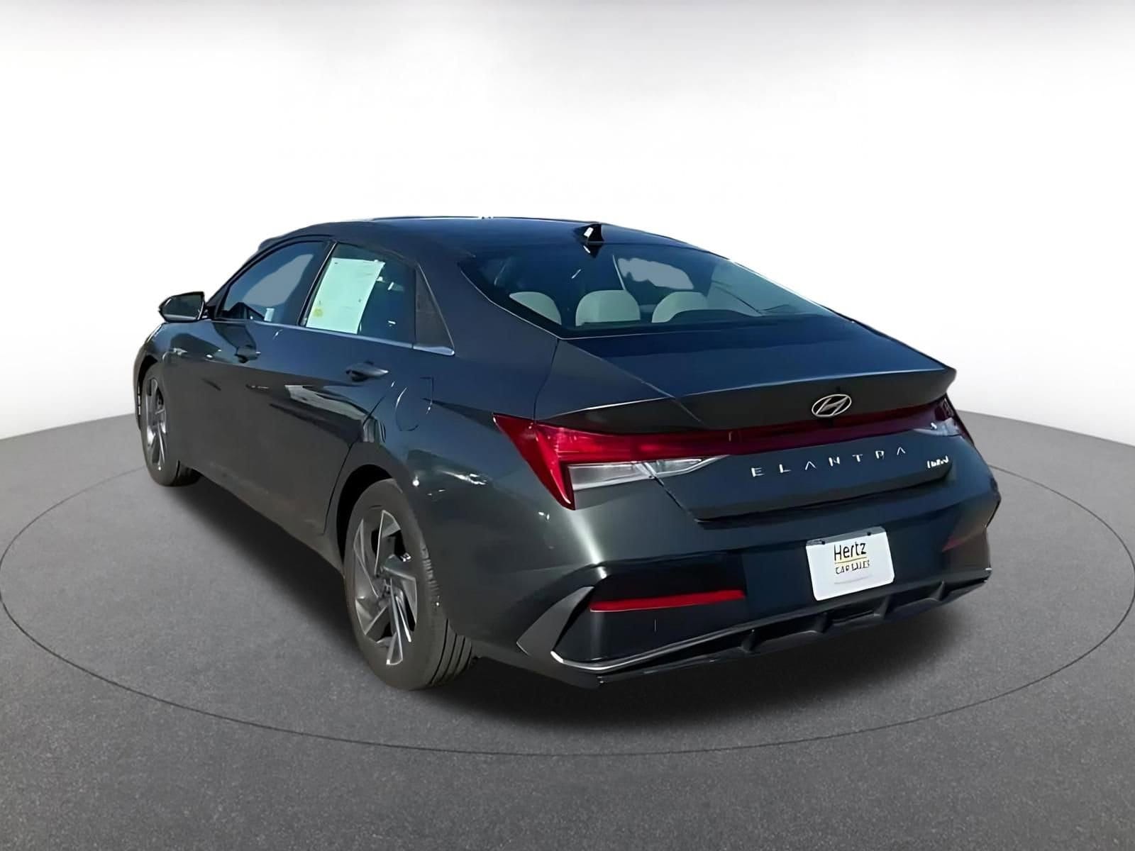 Thumbnail: 2025 Hyundai Elantra - 11