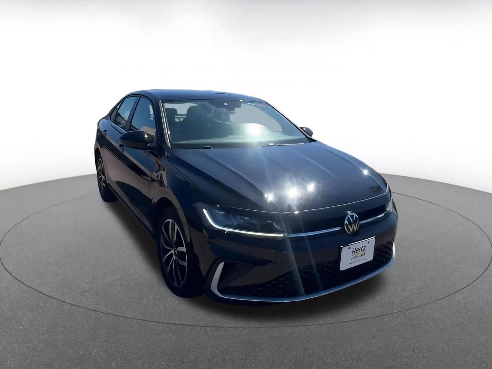 Thumbnail: 2025 Volkswagen Jetta - 3