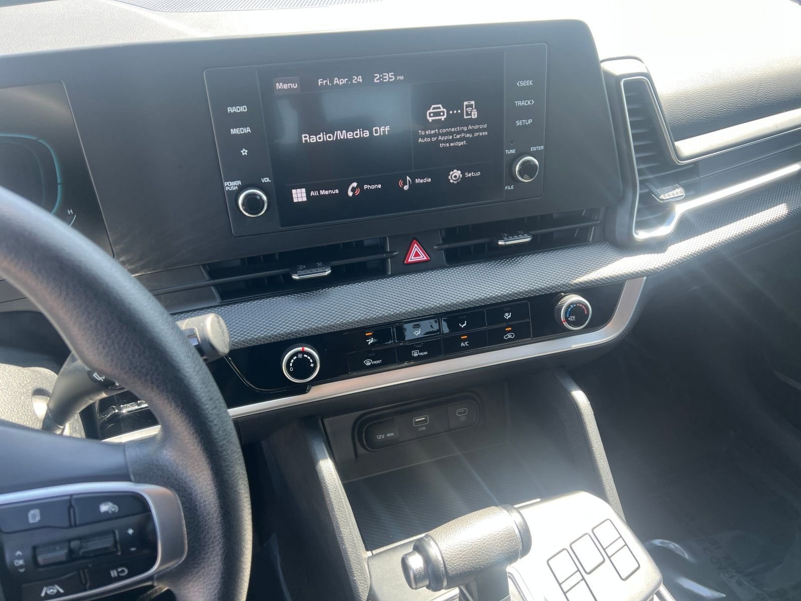 Thumbnail: 2025 Kia Sportage - 17