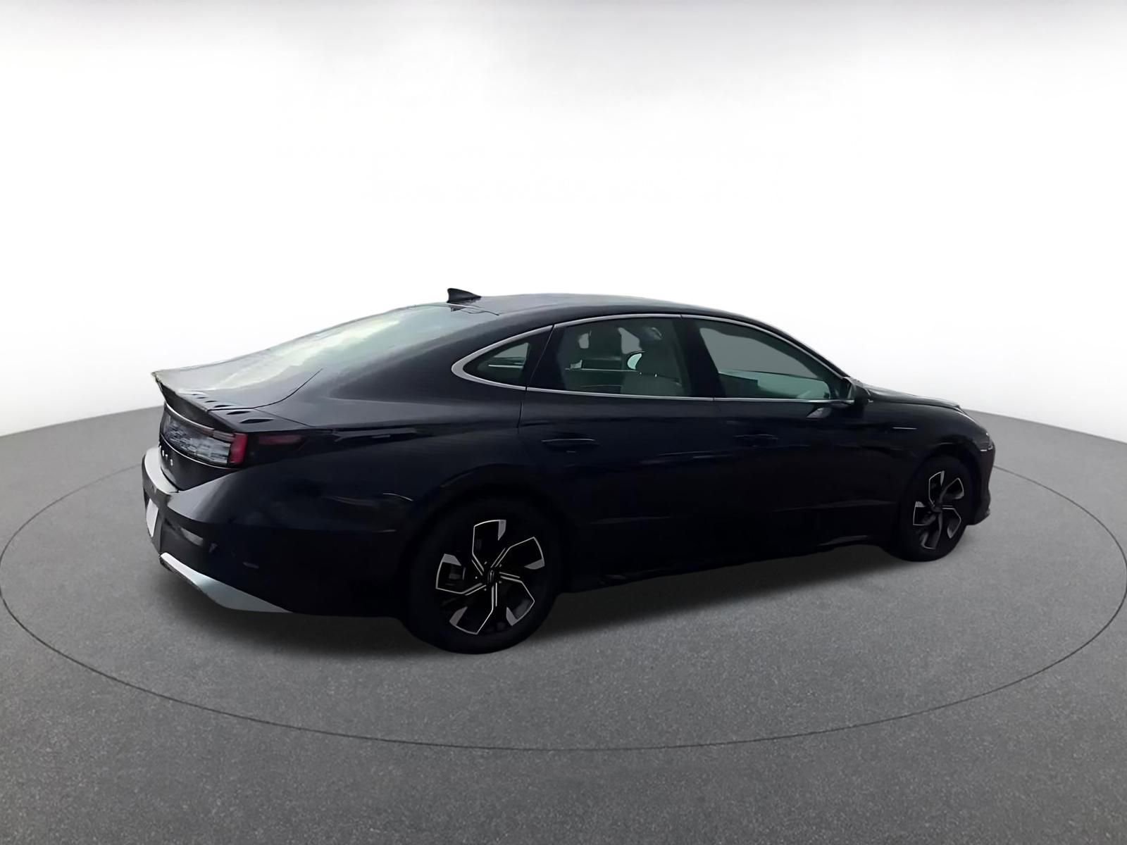 Thumbnail: 2025 Hyundai Sonata - 14