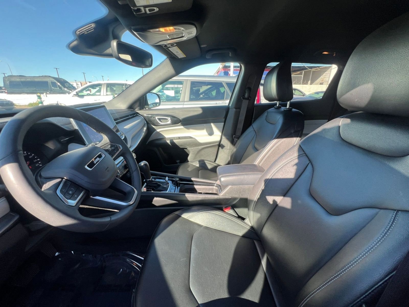 Thumbnail: 2025 Jeep Compass - 27