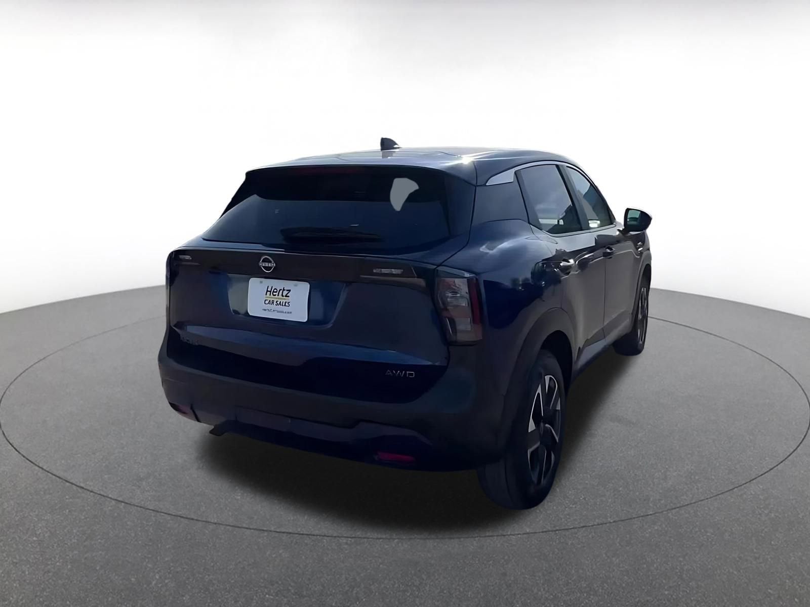 Thumbnail: 2025 Nissan Kicks - 15