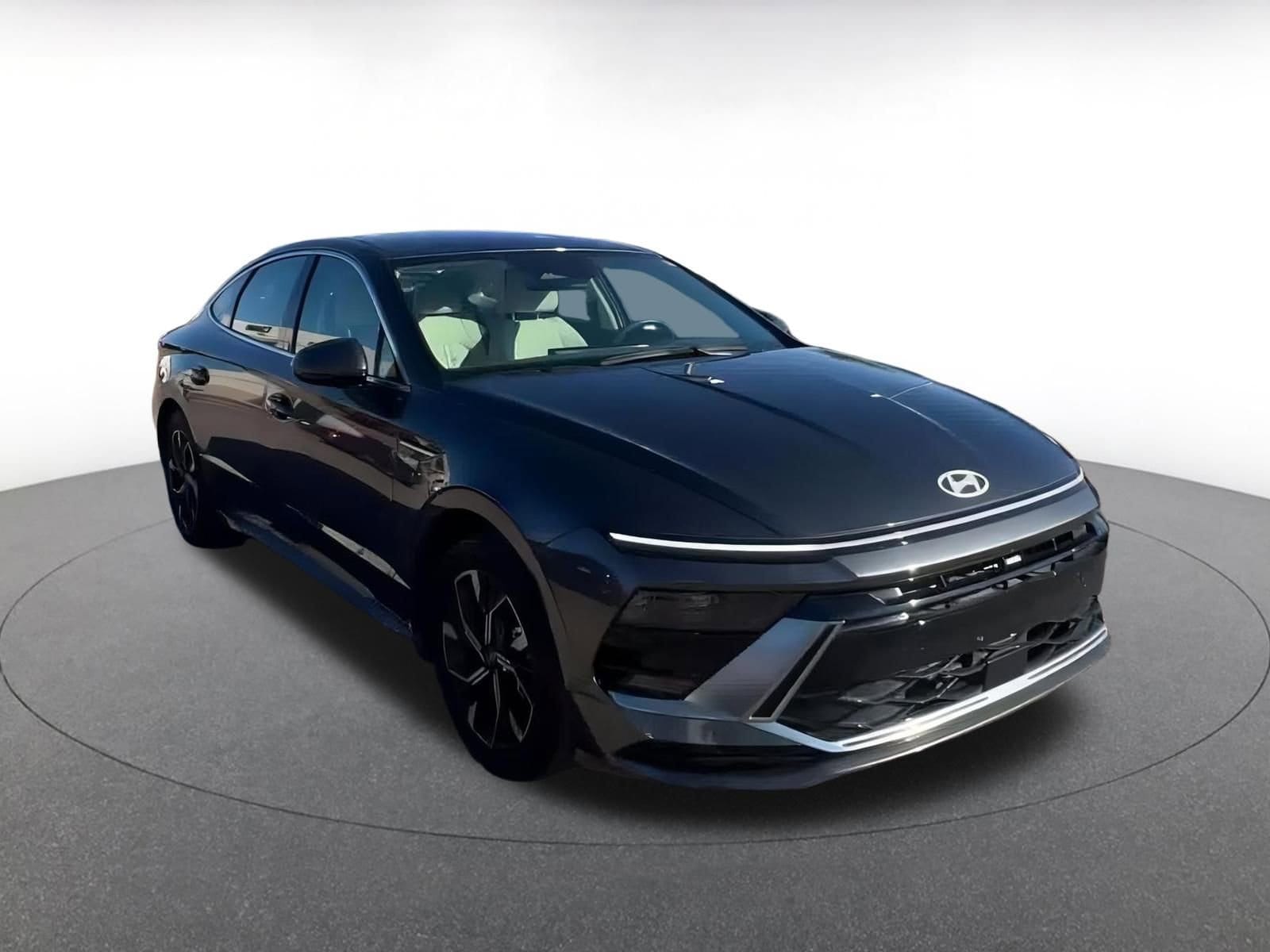 Thumbnail: 2025 Hyundai Sonata - 3