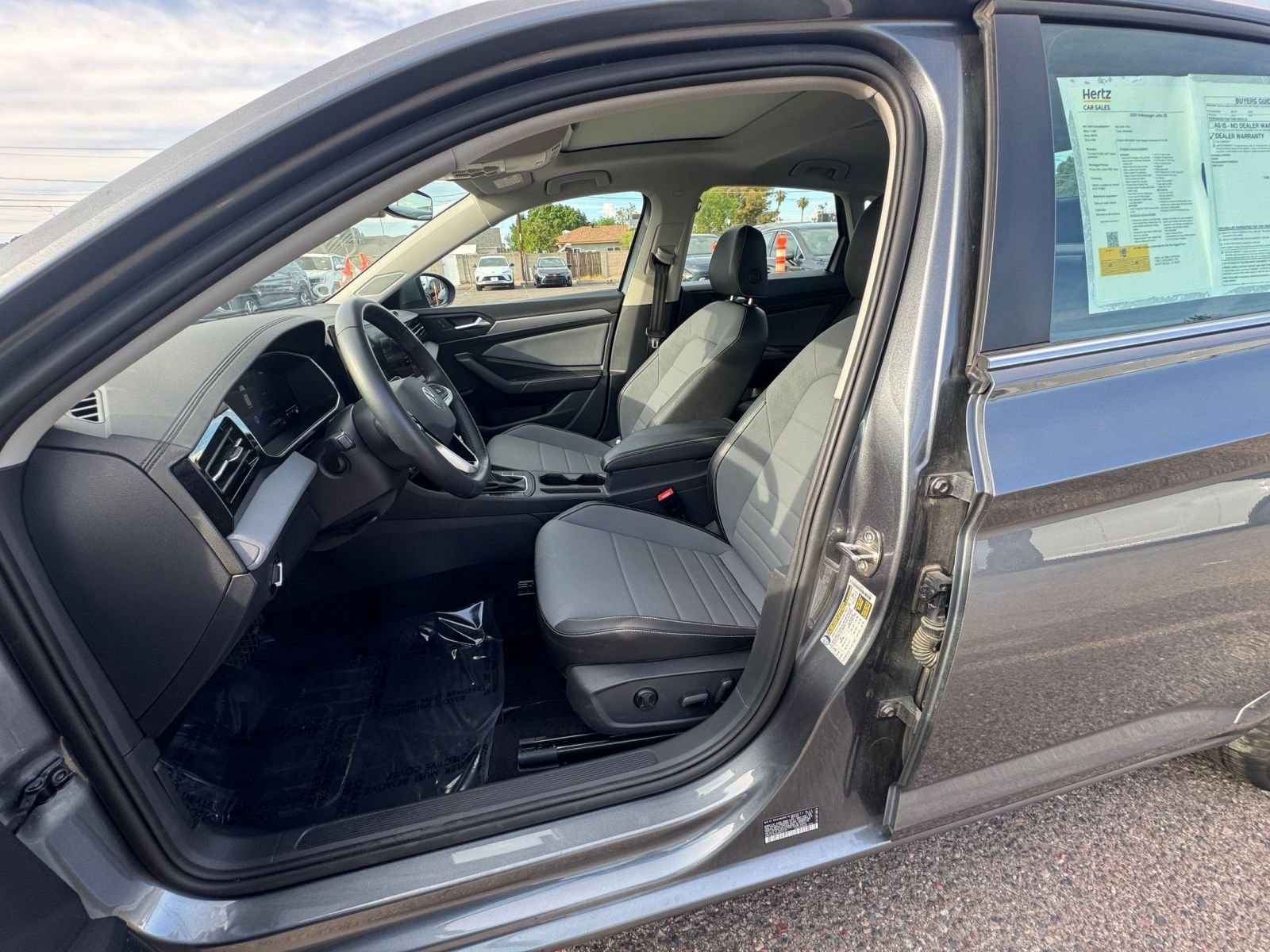 Thumbnail: 2025 Volkswagen Jetta - 35