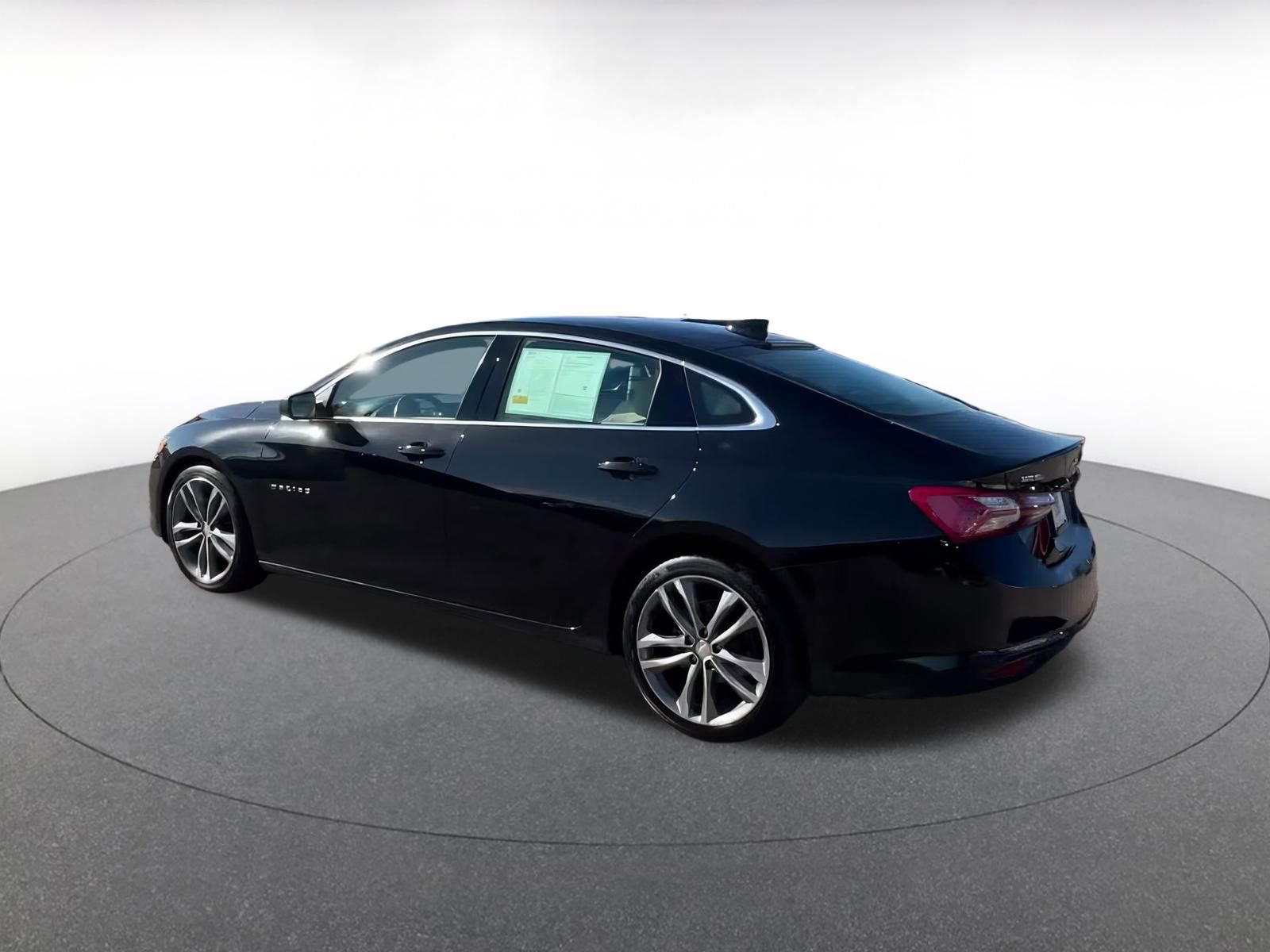 Thumbnail: 2024 Chevrolet Malibu - 10