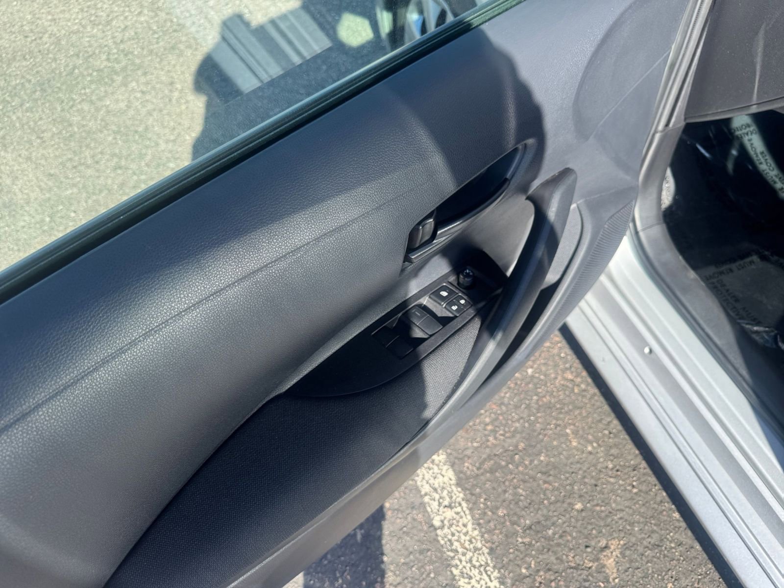 Thumbnail: 2025 Toyota Corolla - 20