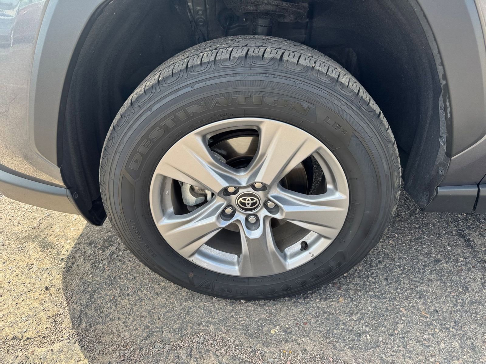 Thumbnail: 2025 Toyota RAV4 - 27