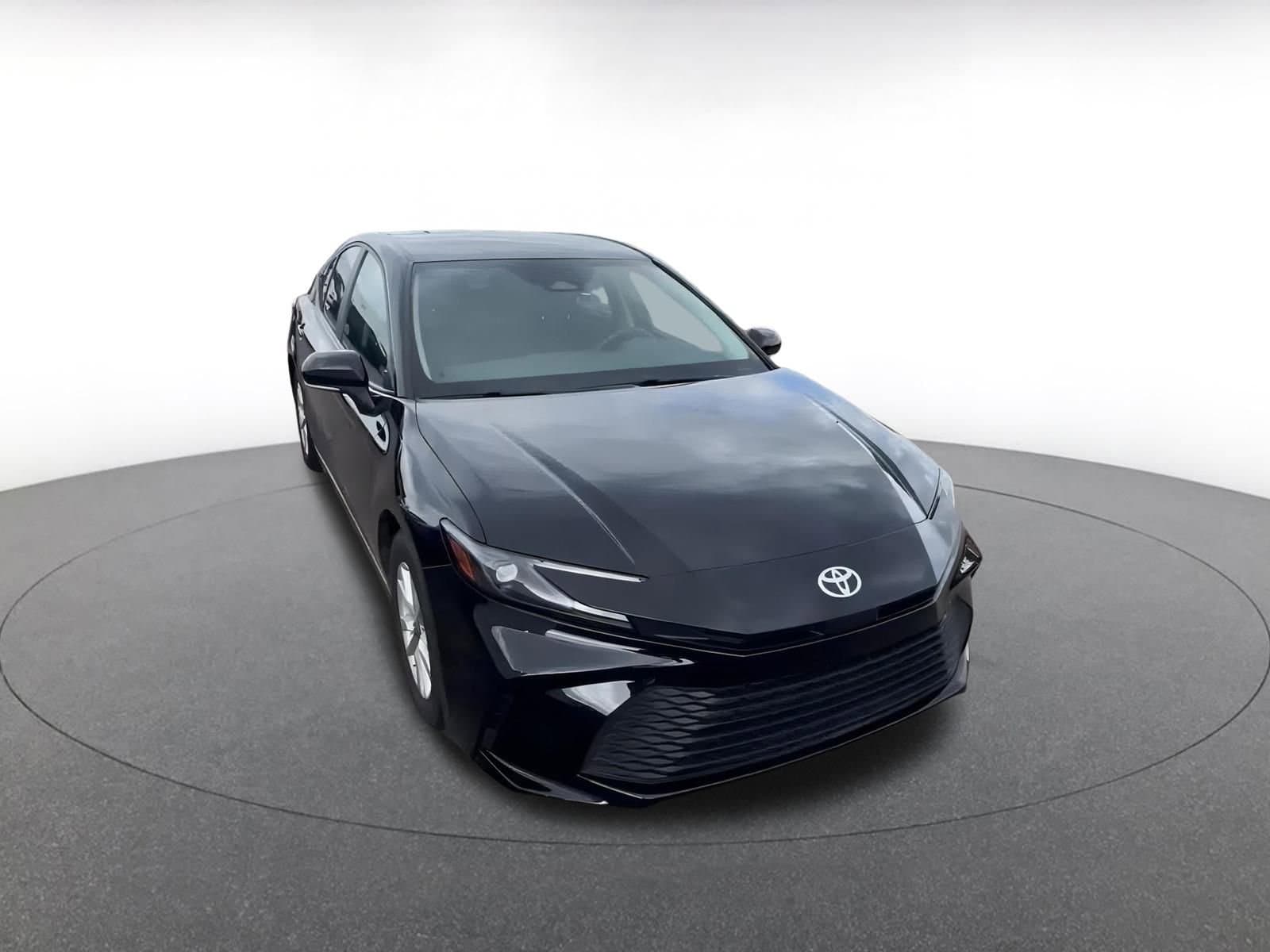 Thumbnail: 2025 Toyota Camry - 3