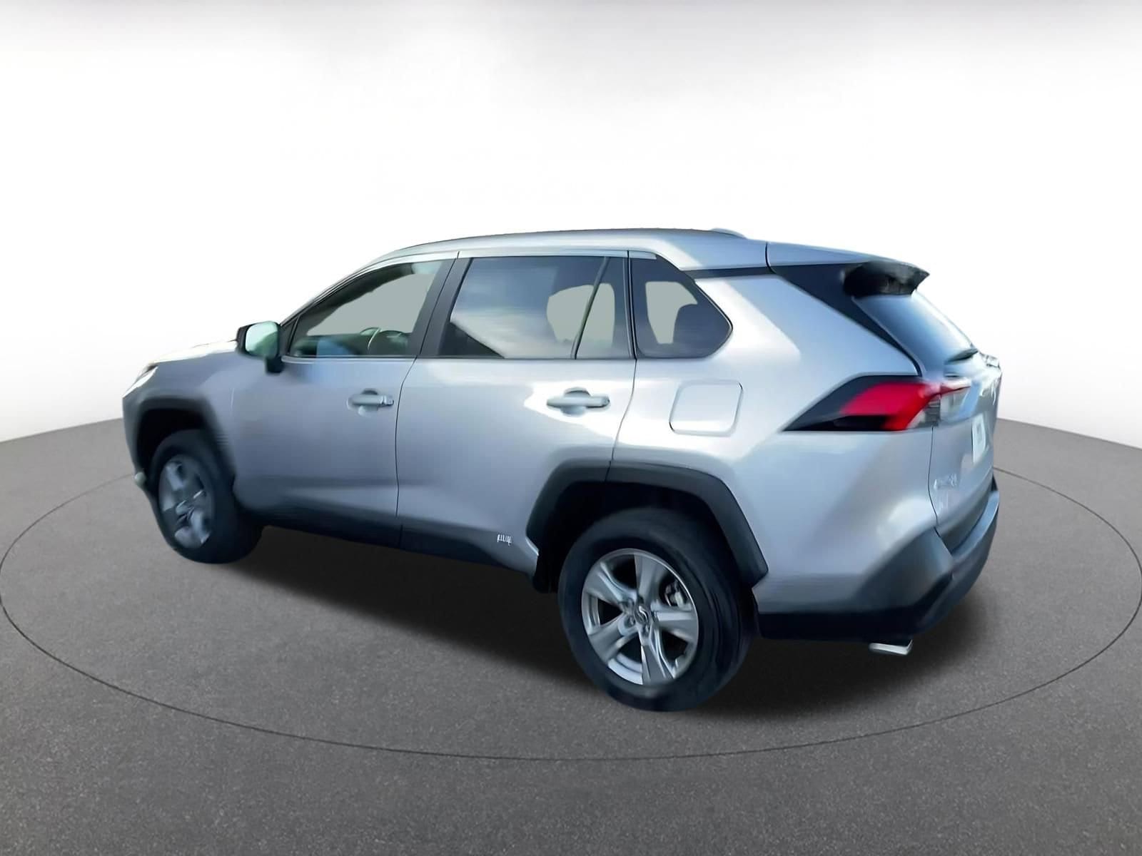 Thumbnail: 2025 Toyota RAV4 - 10