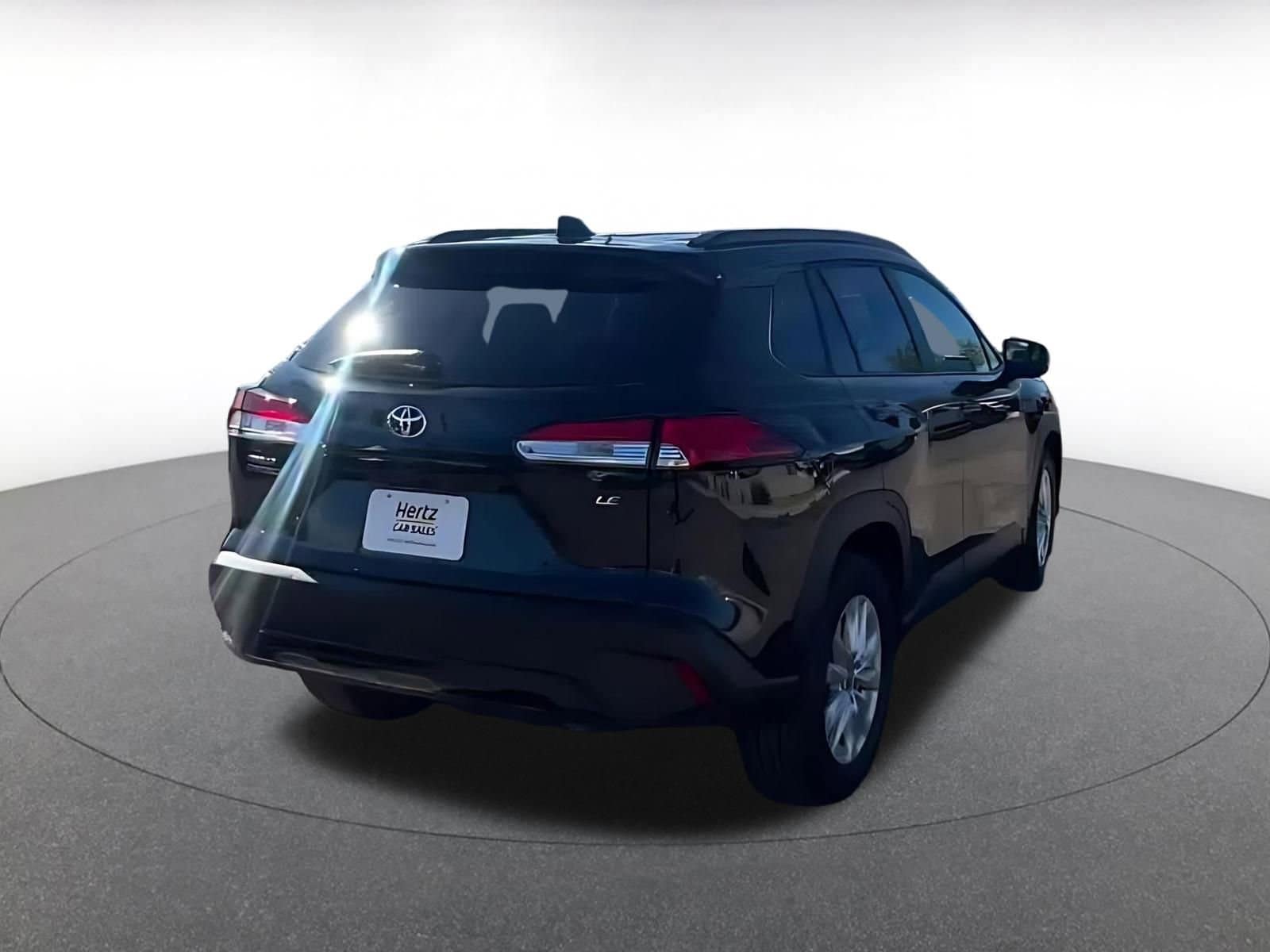 Thumbnail: 2025 Toyota Corolla Cross - 12