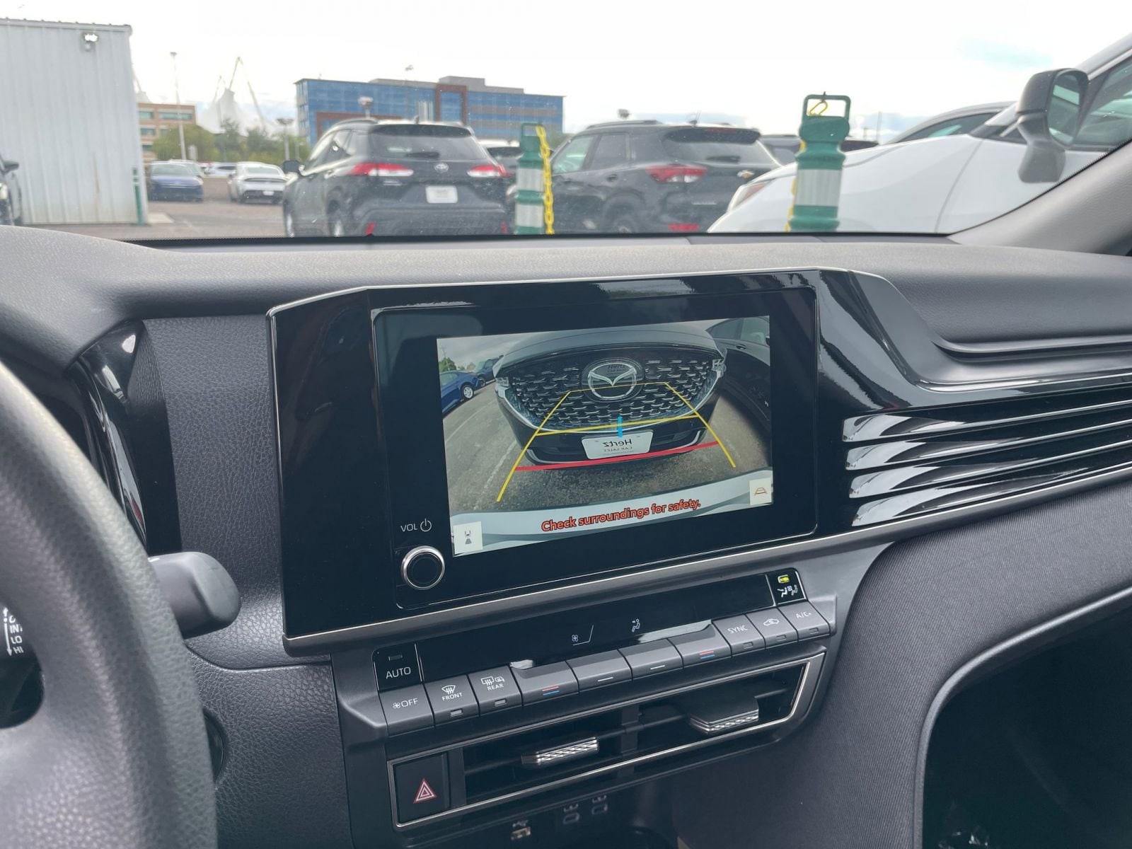 Thumbnail: 2025 Toyota Camry - 17