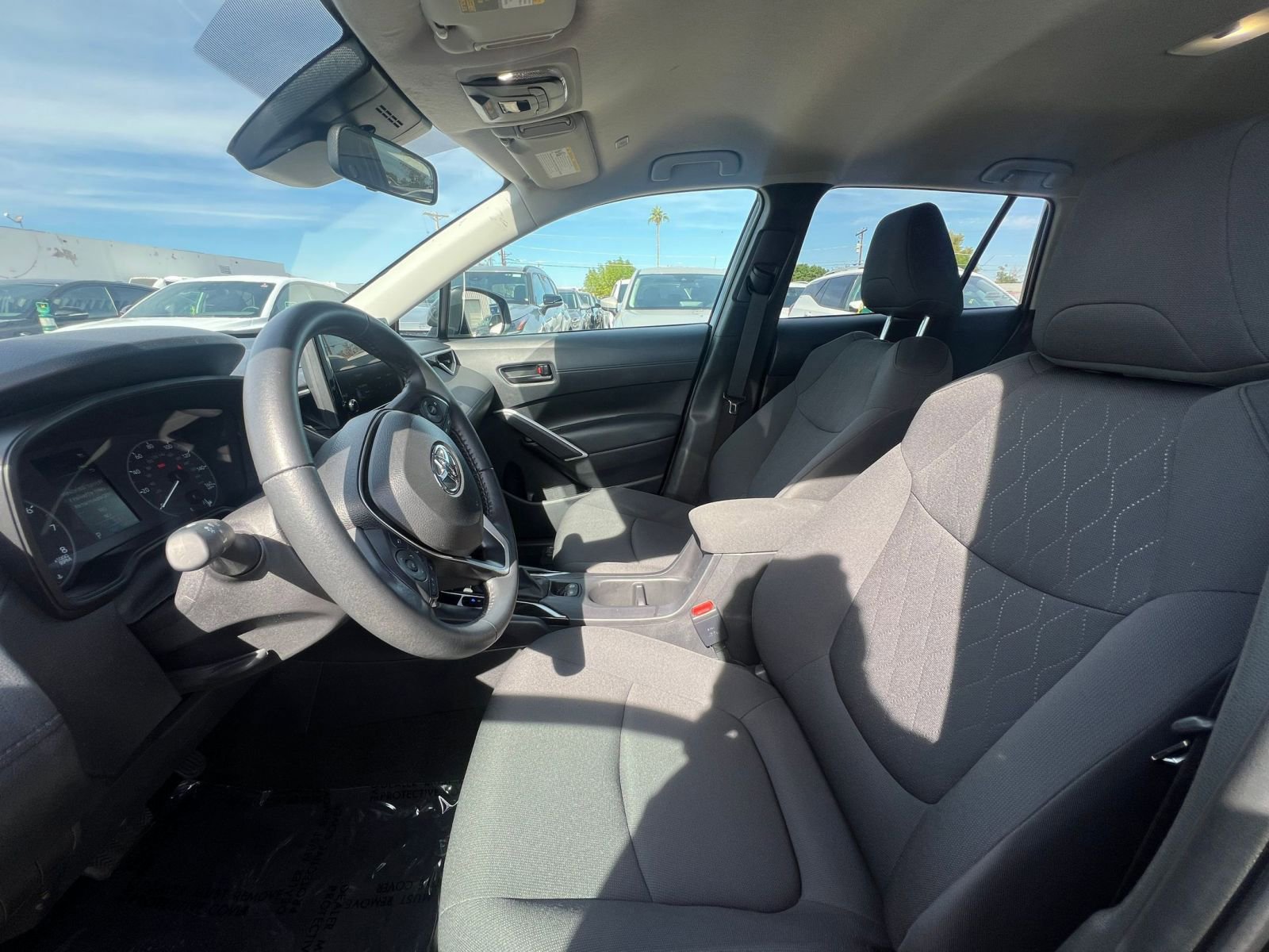 Thumbnail: 2025 Toyota Corolla Cross - 27