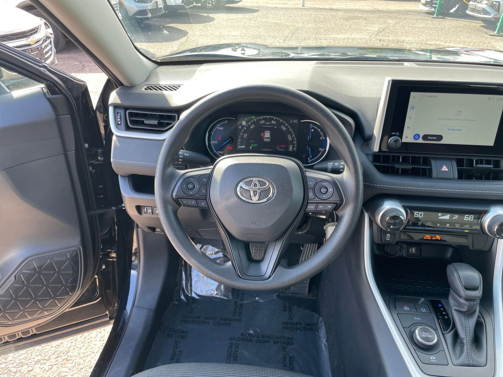 Thumbnail: 2025 Toyota RAV4 - 27