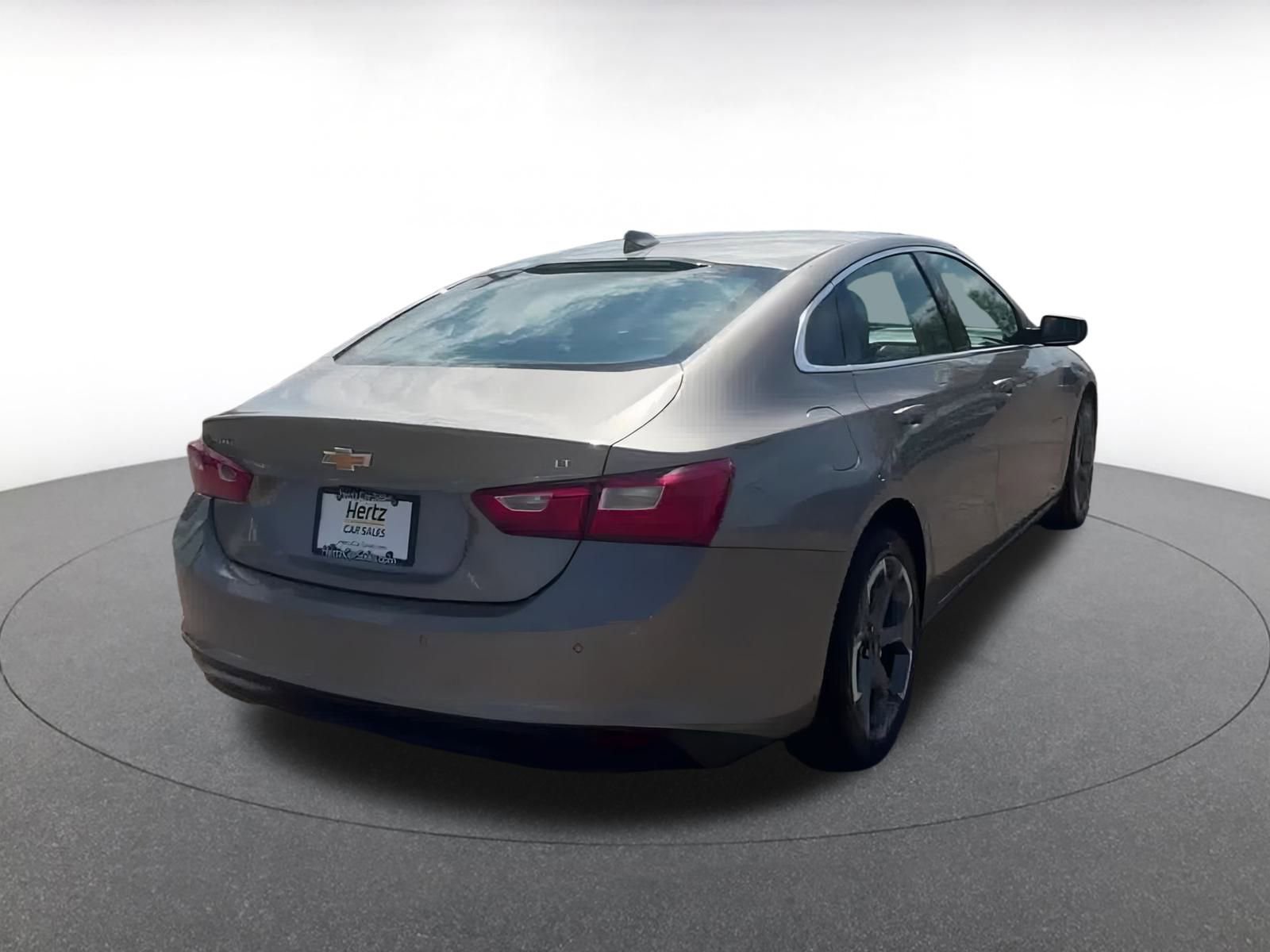 Thumbnail: 2023 Chevrolet Malibu - 15