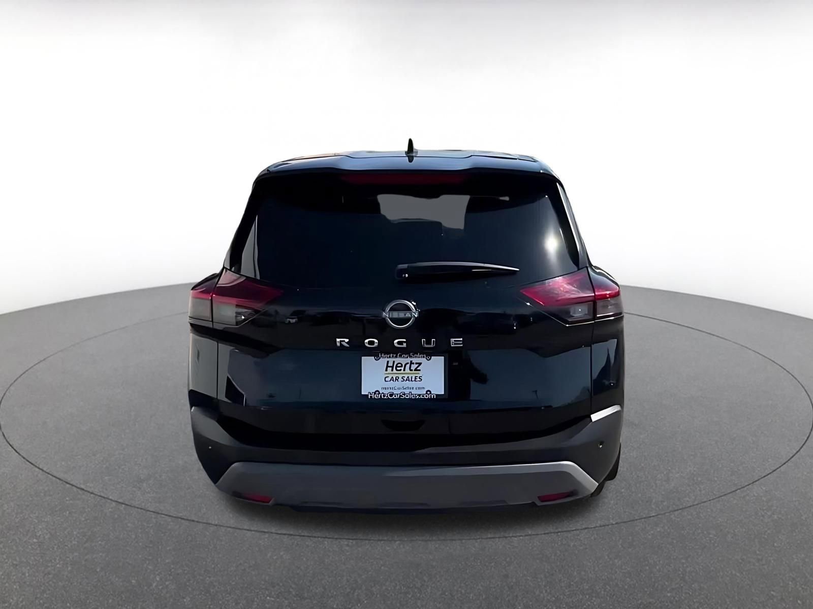 Thumbnail: 2023 Nissan Rogue - 12