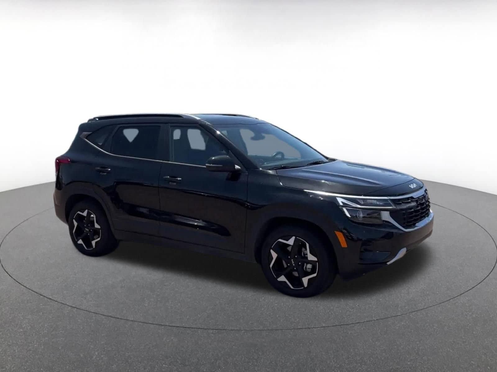 Thumbnail: 2025 Kia Seltos - 2