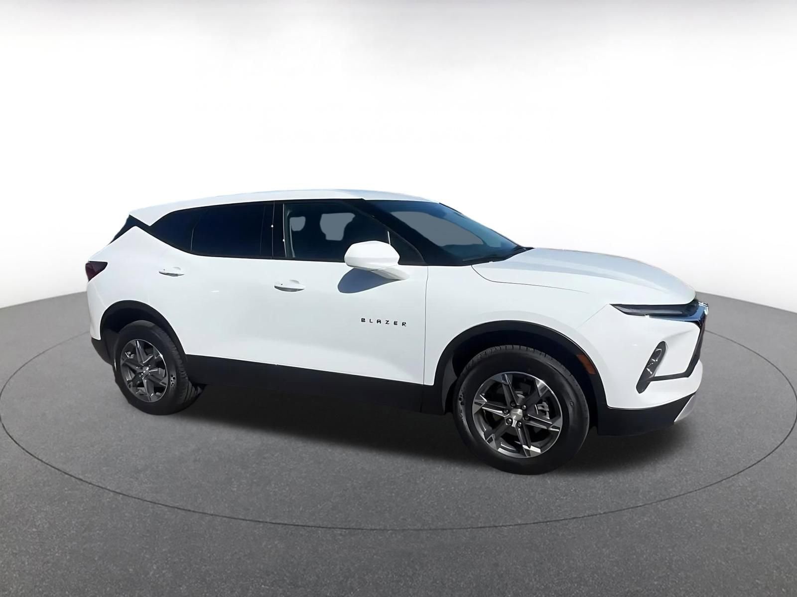 Thumbnail: 2025 Chevrolet Blazer - 2