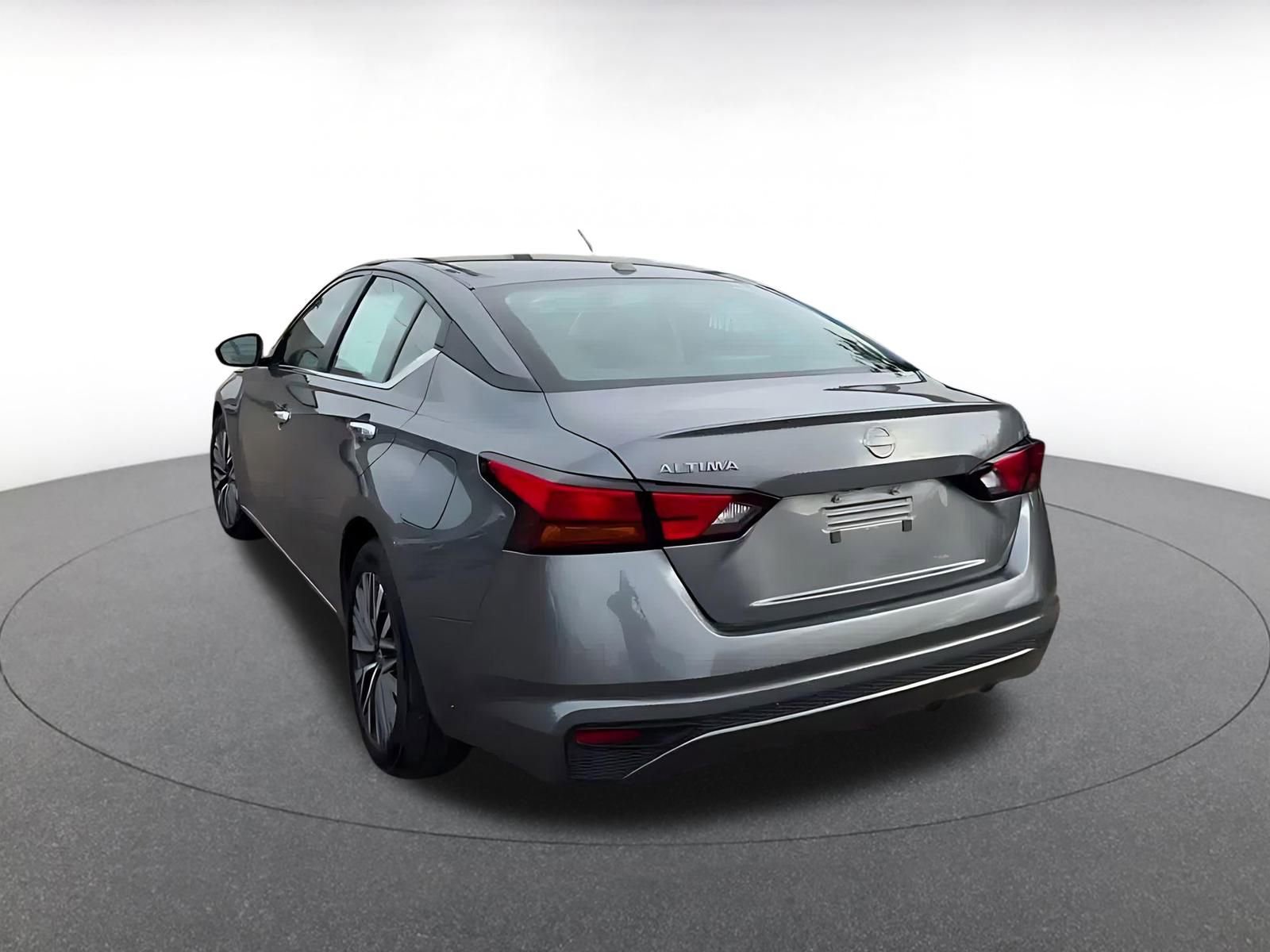 Thumbnail: 2025 Nissan Altima - 11