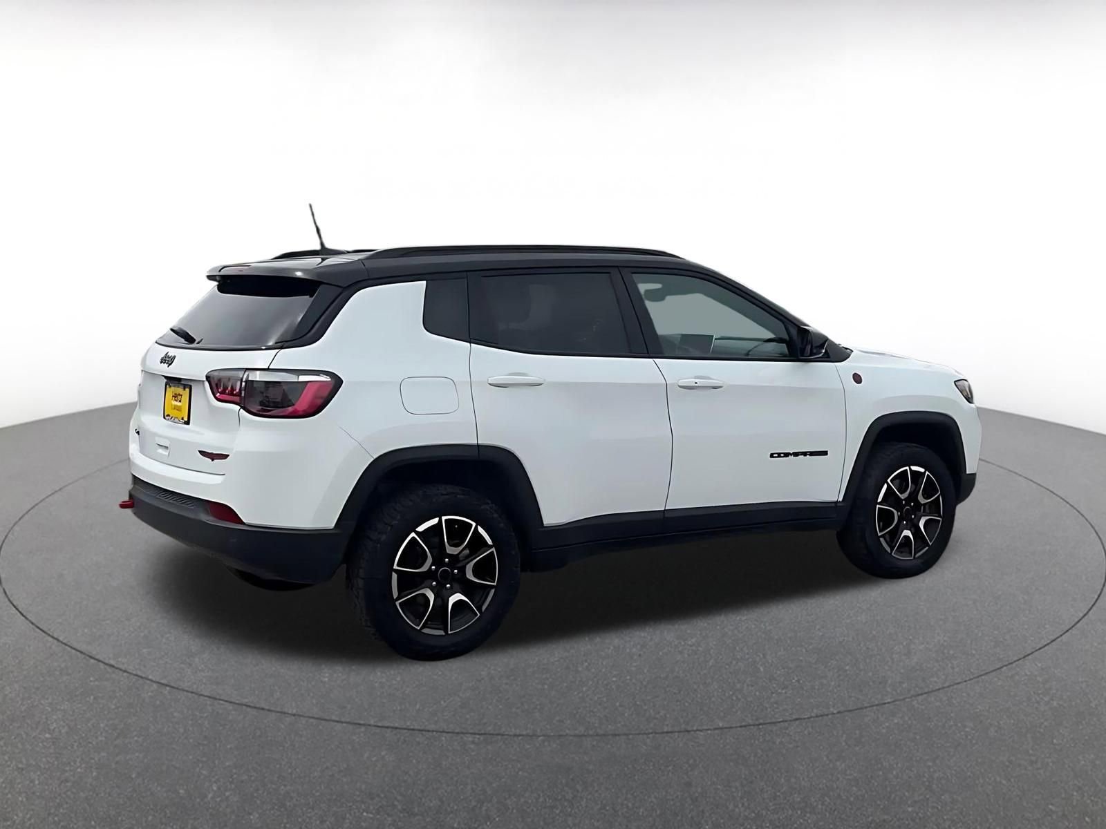 Thumbnail: 2025 Jeep Compass - 15
