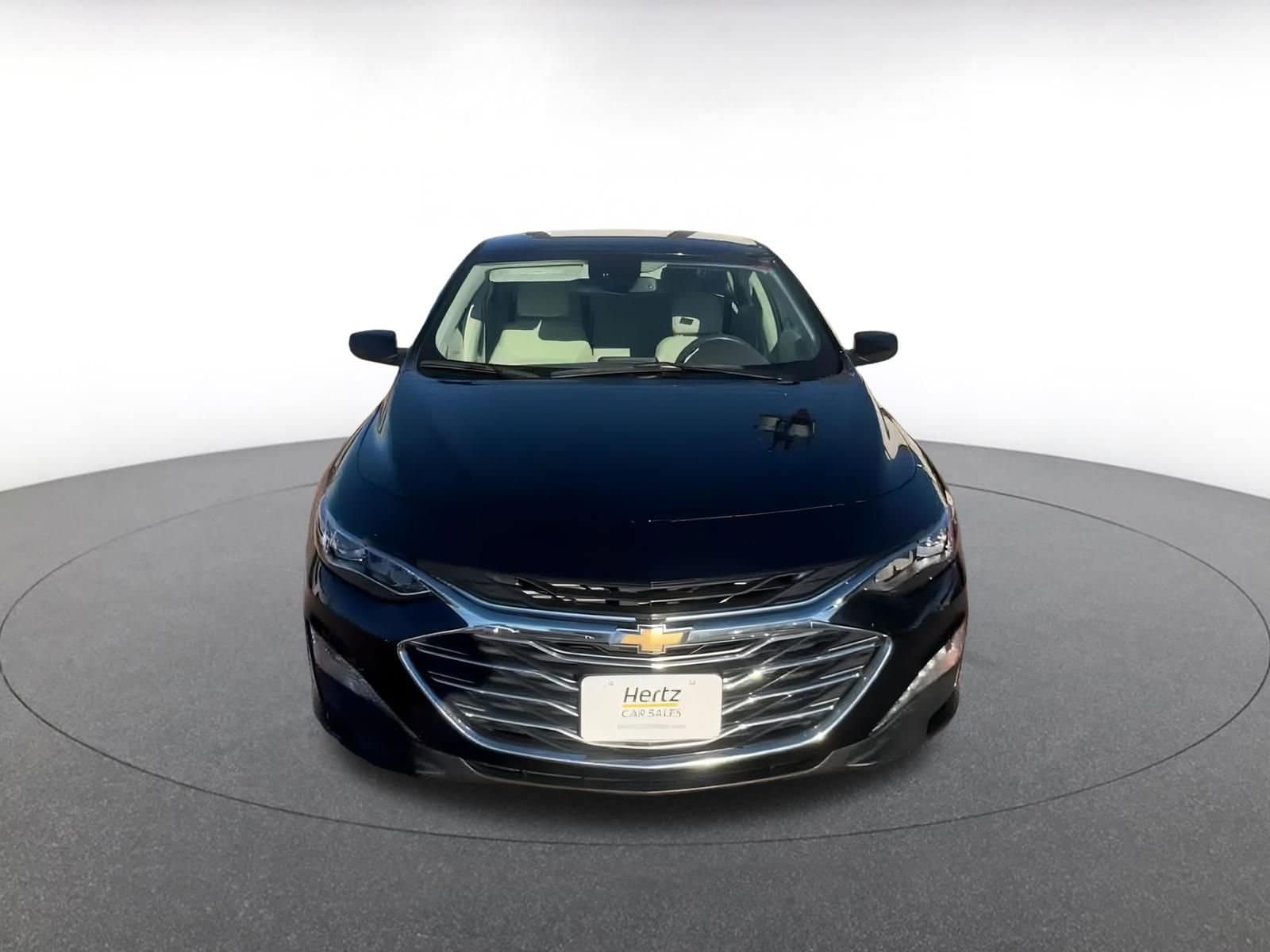 Thumbnail: 2024 Chevrolet Malibu - 4
