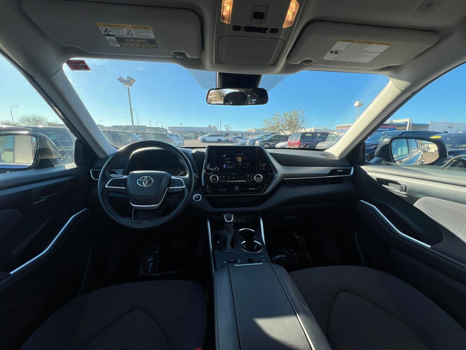 Thumbnail: 2025 Toyota Highlander - 35