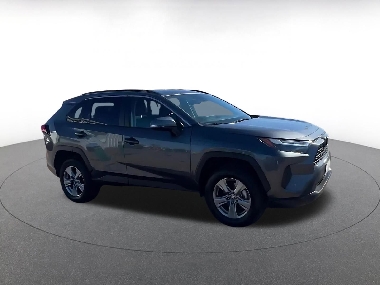 Thumbnail: 2025 Toyota RAV4 - 2