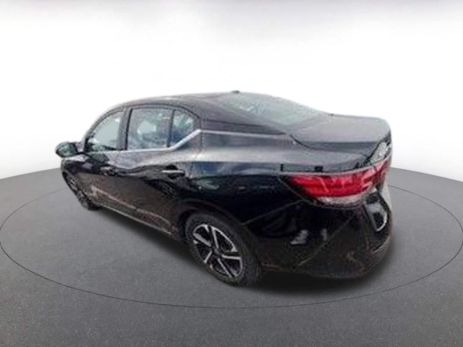 Thumbnail: 2025 Nissan Sentra - 4