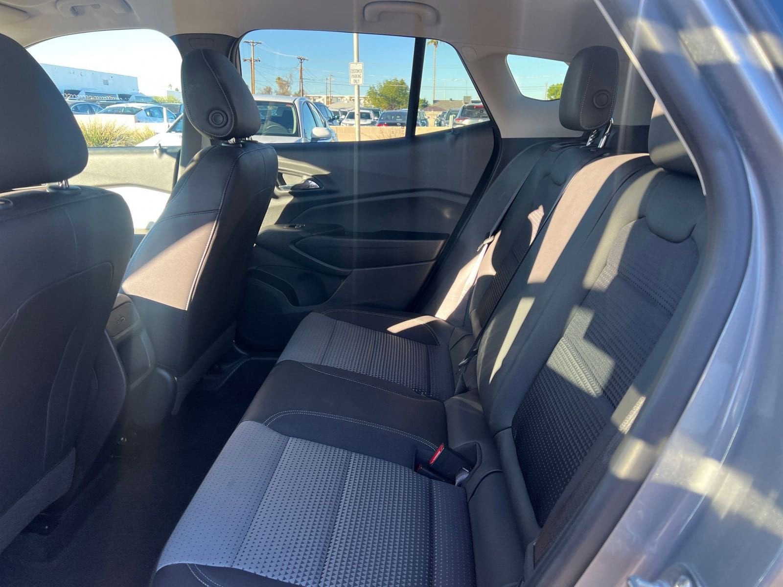 Thumbnail: 2025 Chevrolet Trax - 25