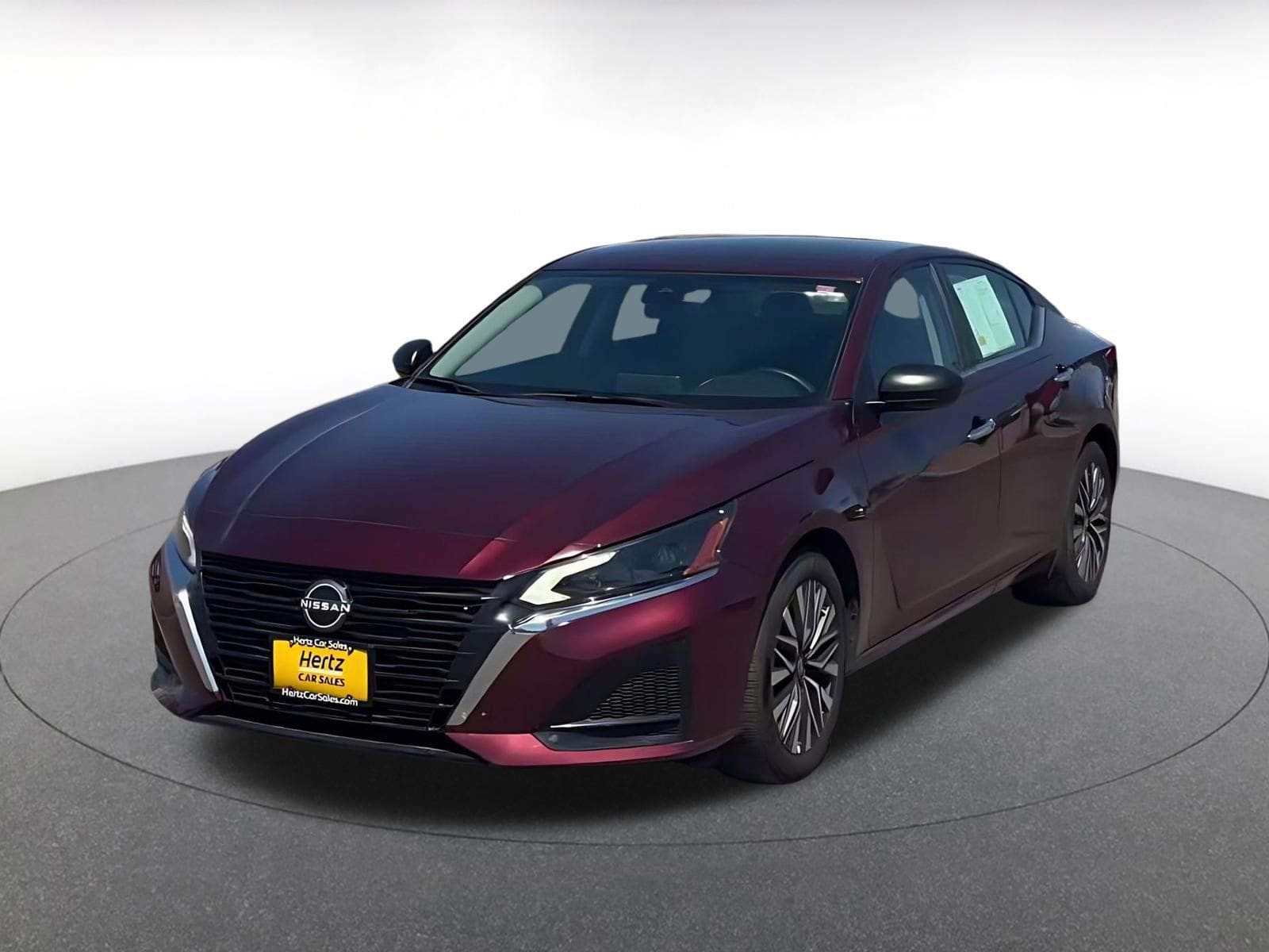 Thumbnail: 2025 Nissan Altima - 4