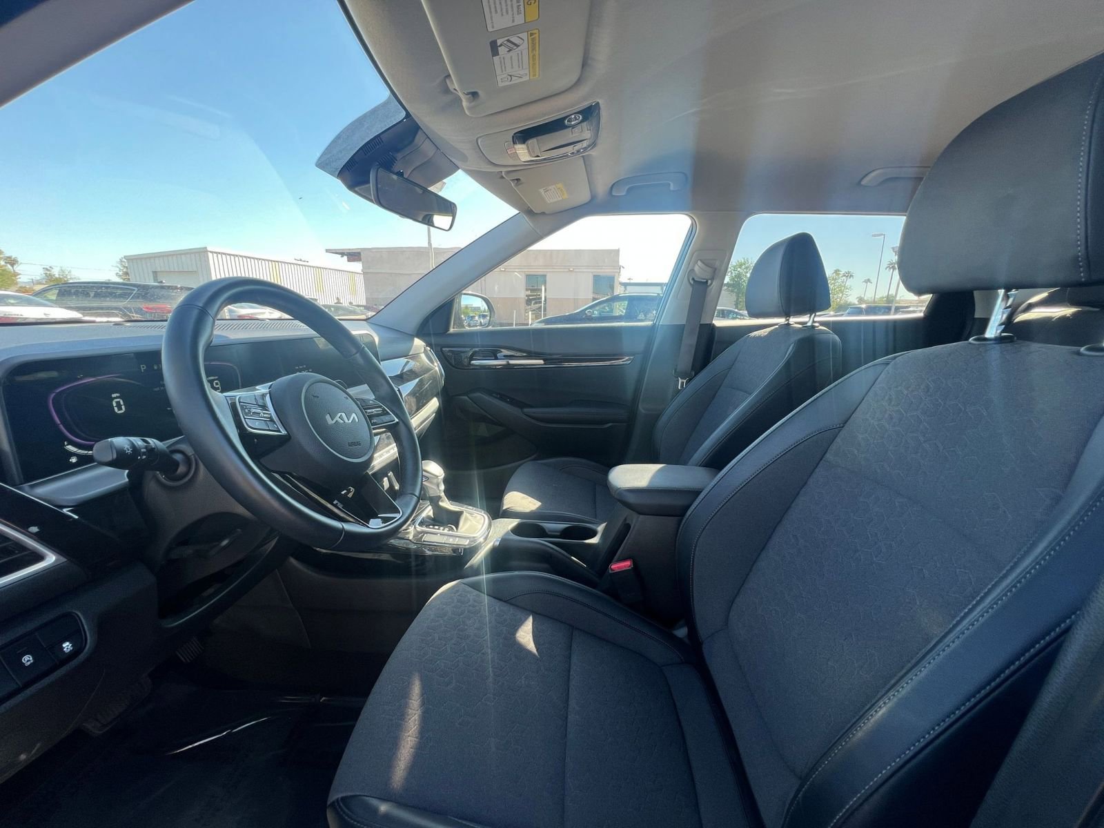 Thumbnail: 2025 Kia Seltos - 27