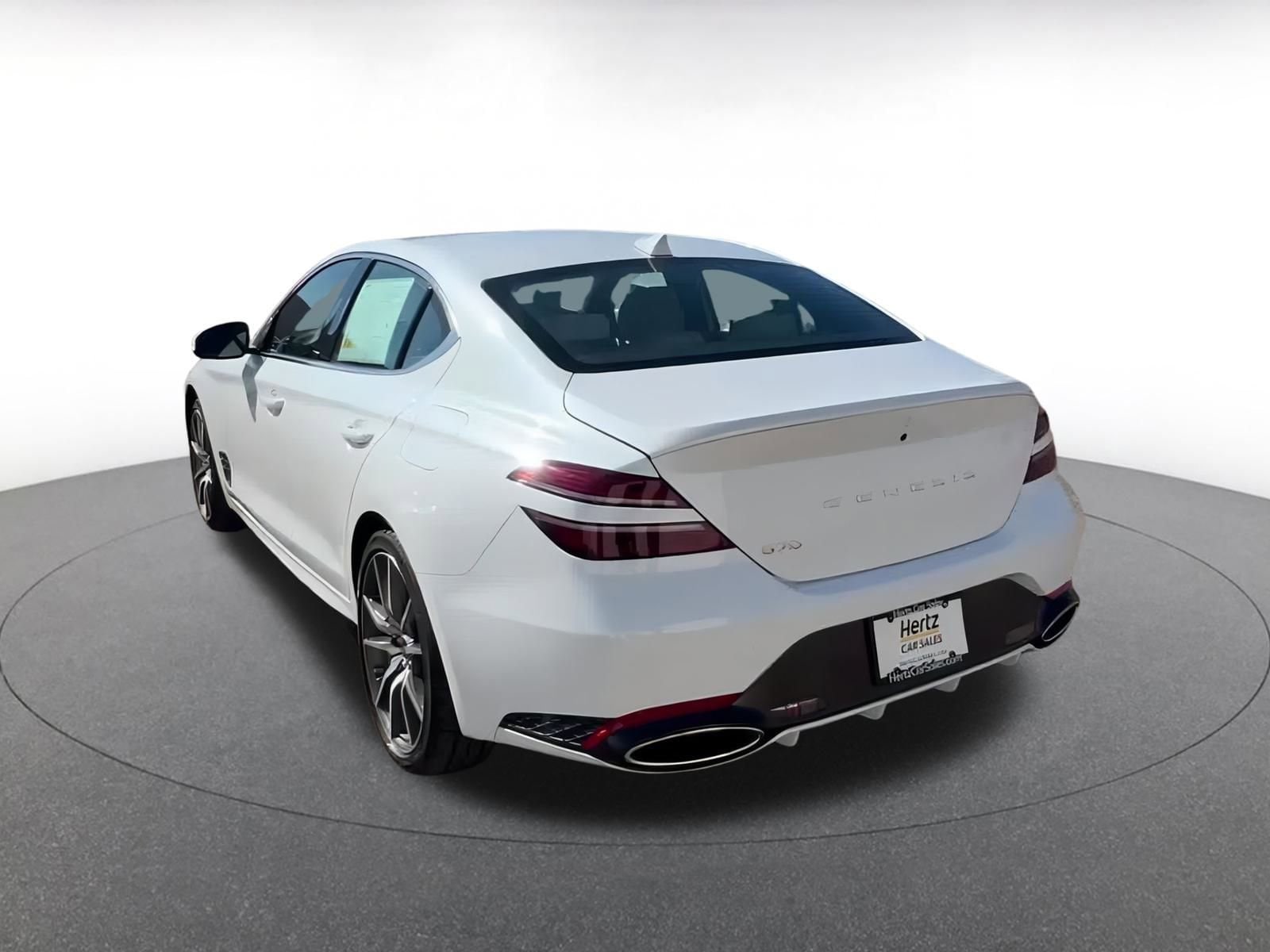 Thumbnail: 2025 Genesis G70 - 12