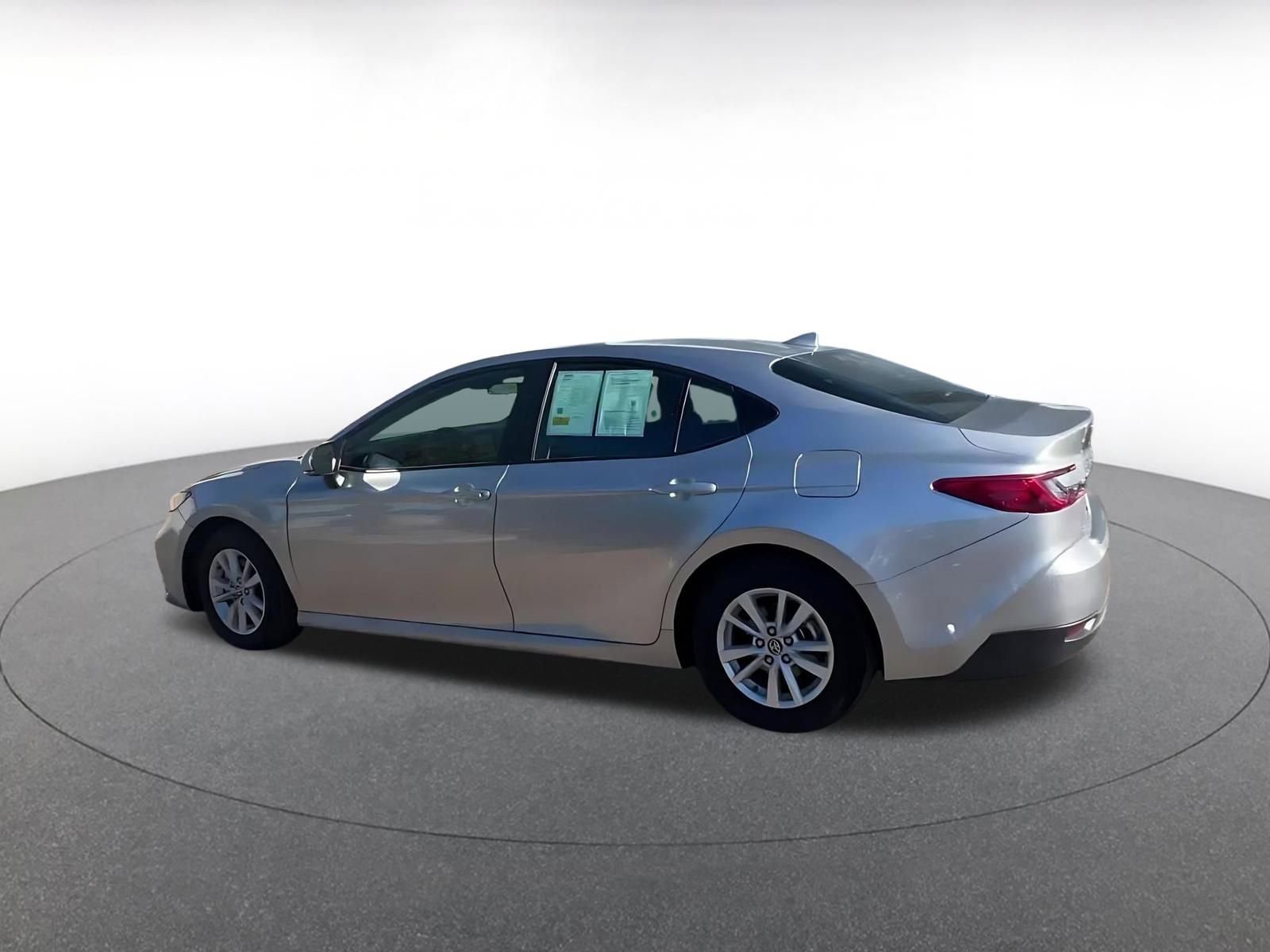 Thumbnail: 2025 Toyota Camry - 10