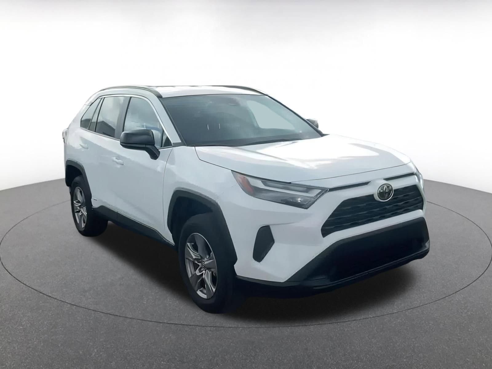 Thumbnail: 2025 Toyota RAV4 - 3