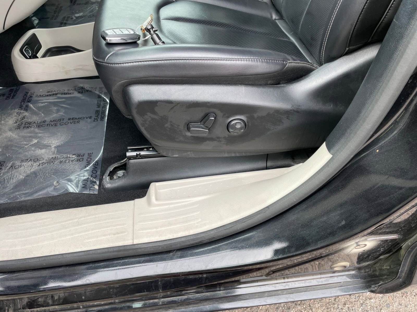 Thumbnail: 2023 Chrysler Pacifica - 22