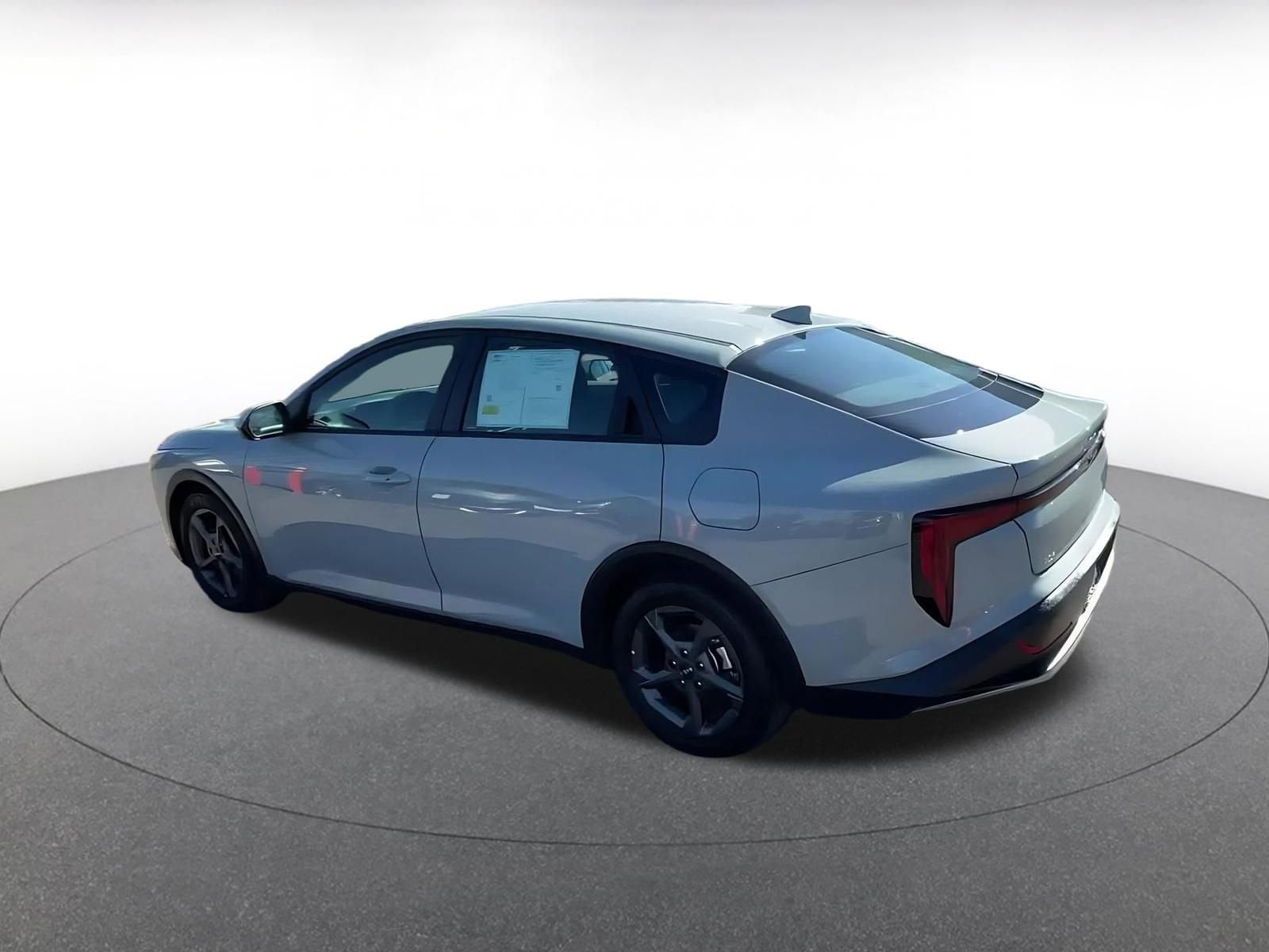 Thumbnail: 2025 Kia K4 - 9