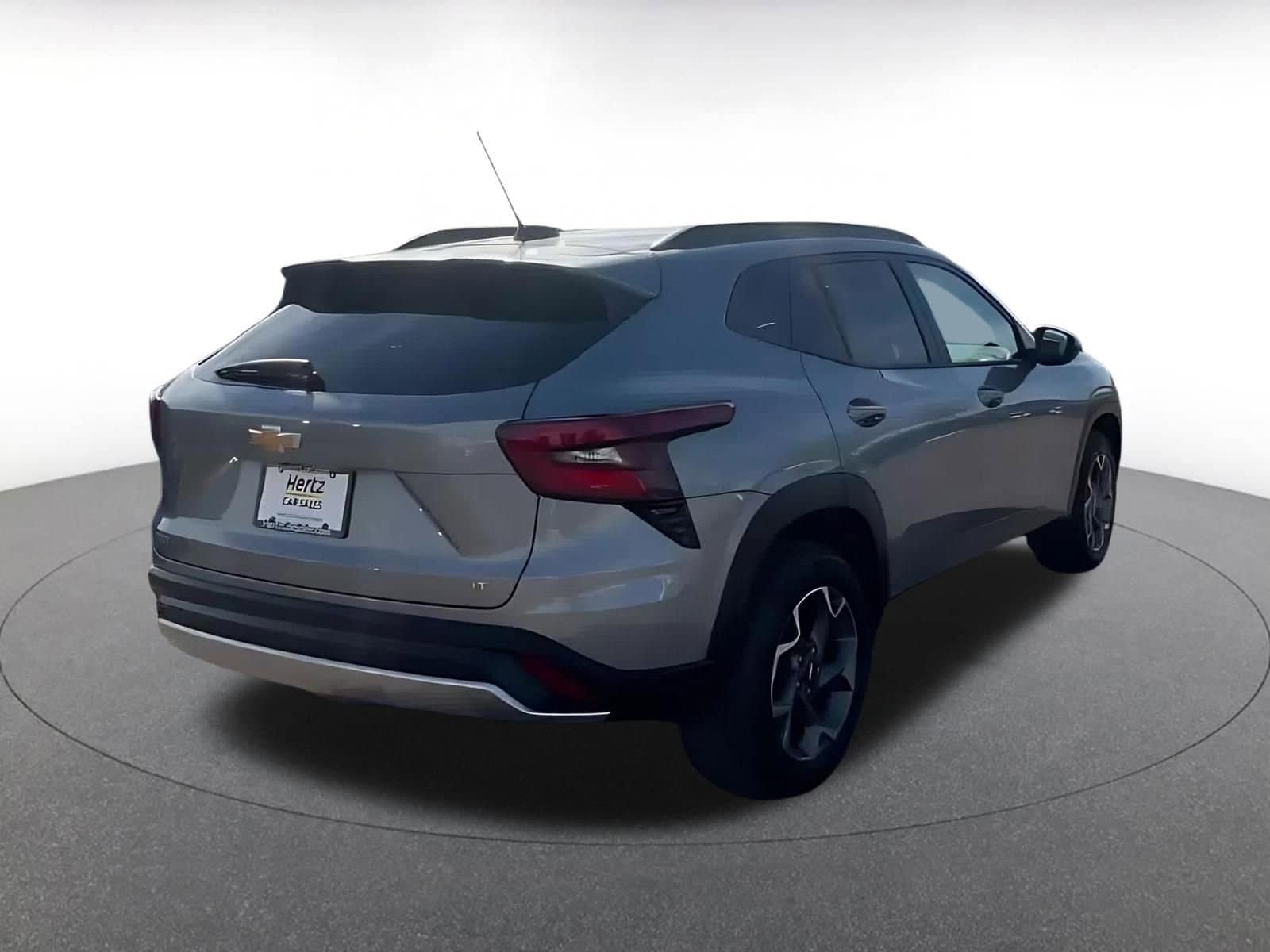 Thumbnail: 2025 Chevrolet Trax - 14