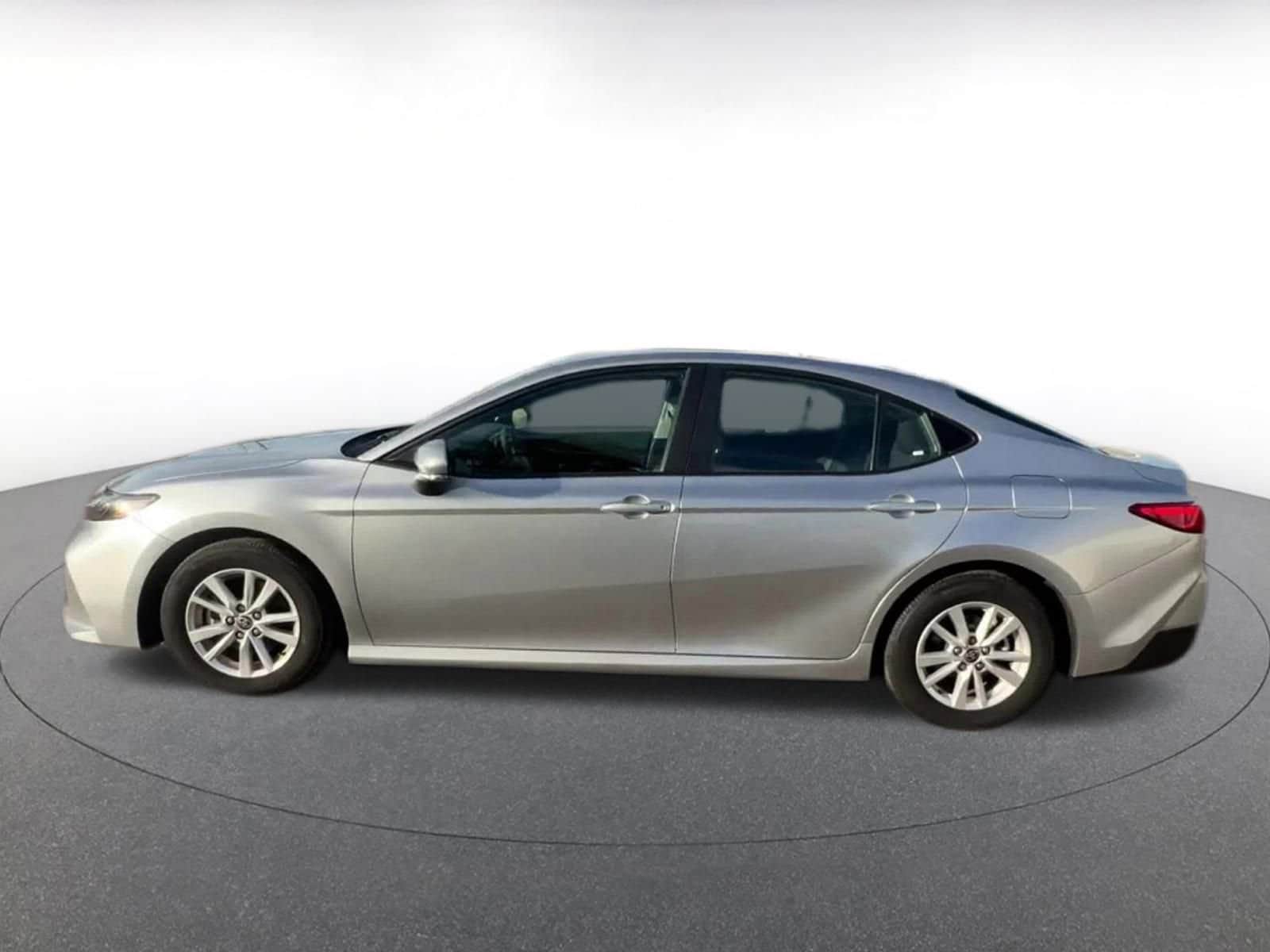 Thumbnail: 2025 Toyota Camry - 9