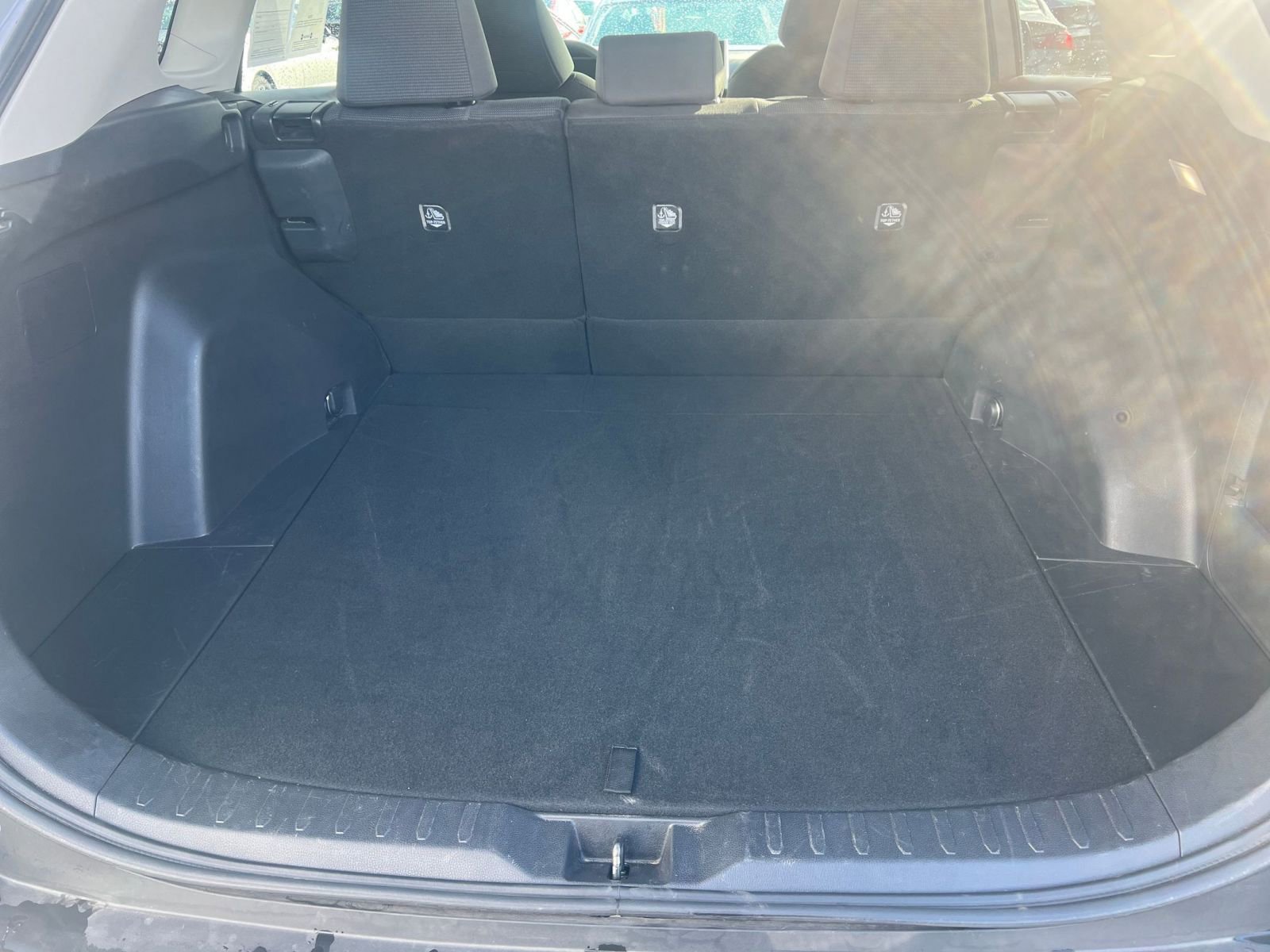 Thumbnail: 2025 Toyota RAV4 - 31