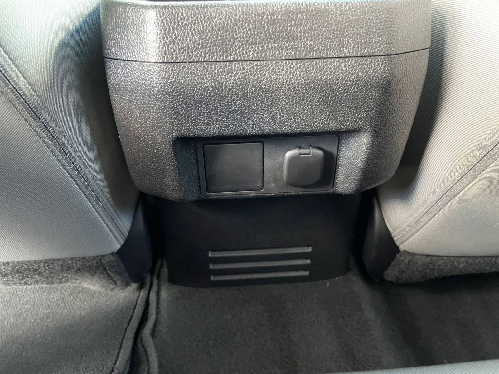 Thumbnail: 2025 Toyota Tacoma - 24