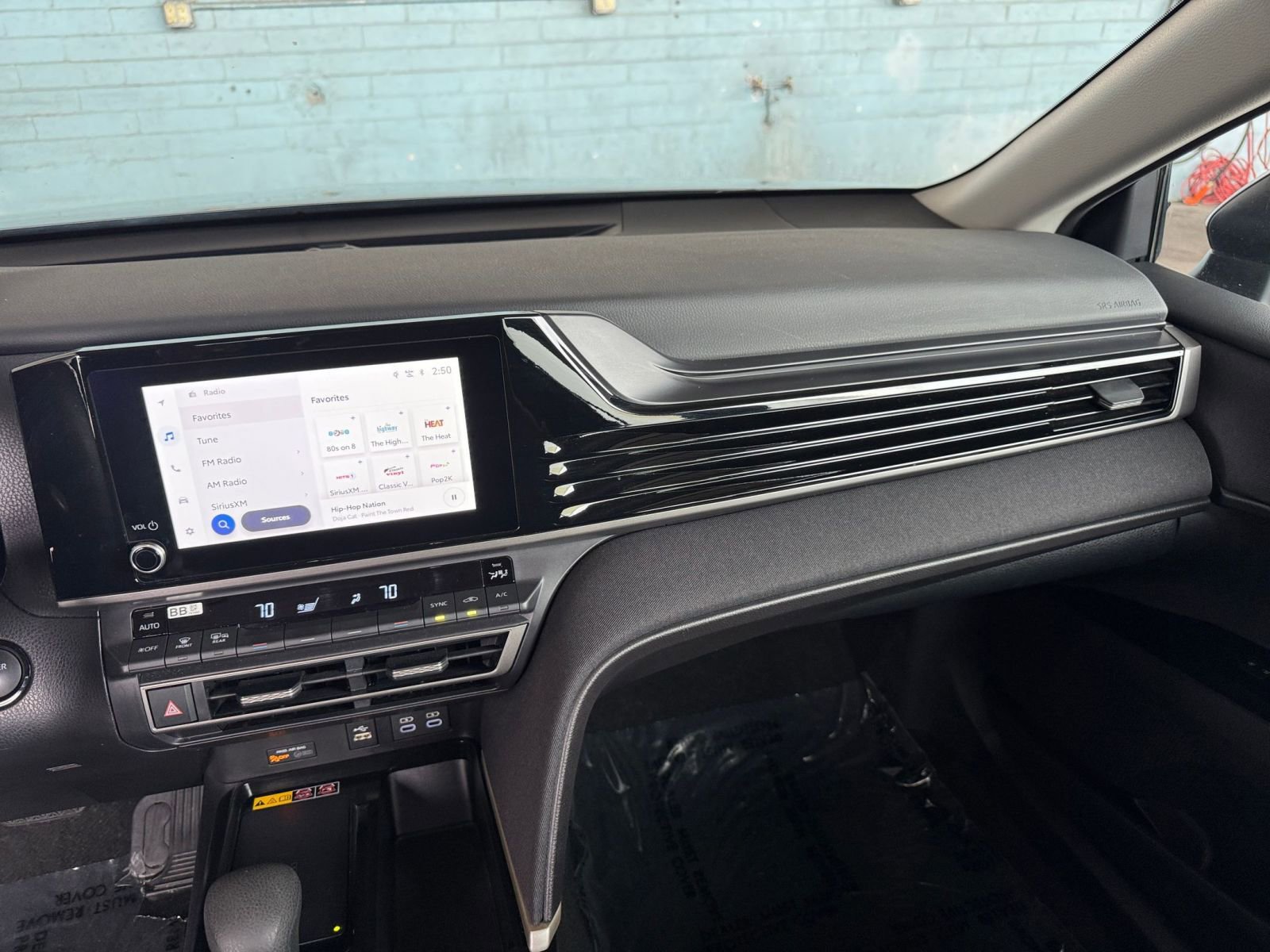 Thumbnail: 2025 Toyota Camry - 33