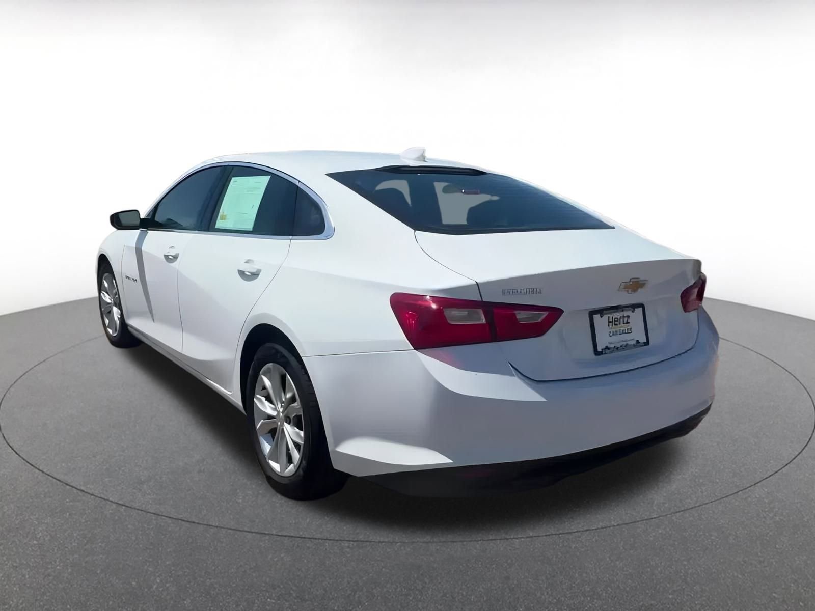 Thumbnail: 2023 Chevrolet Malibu - 11