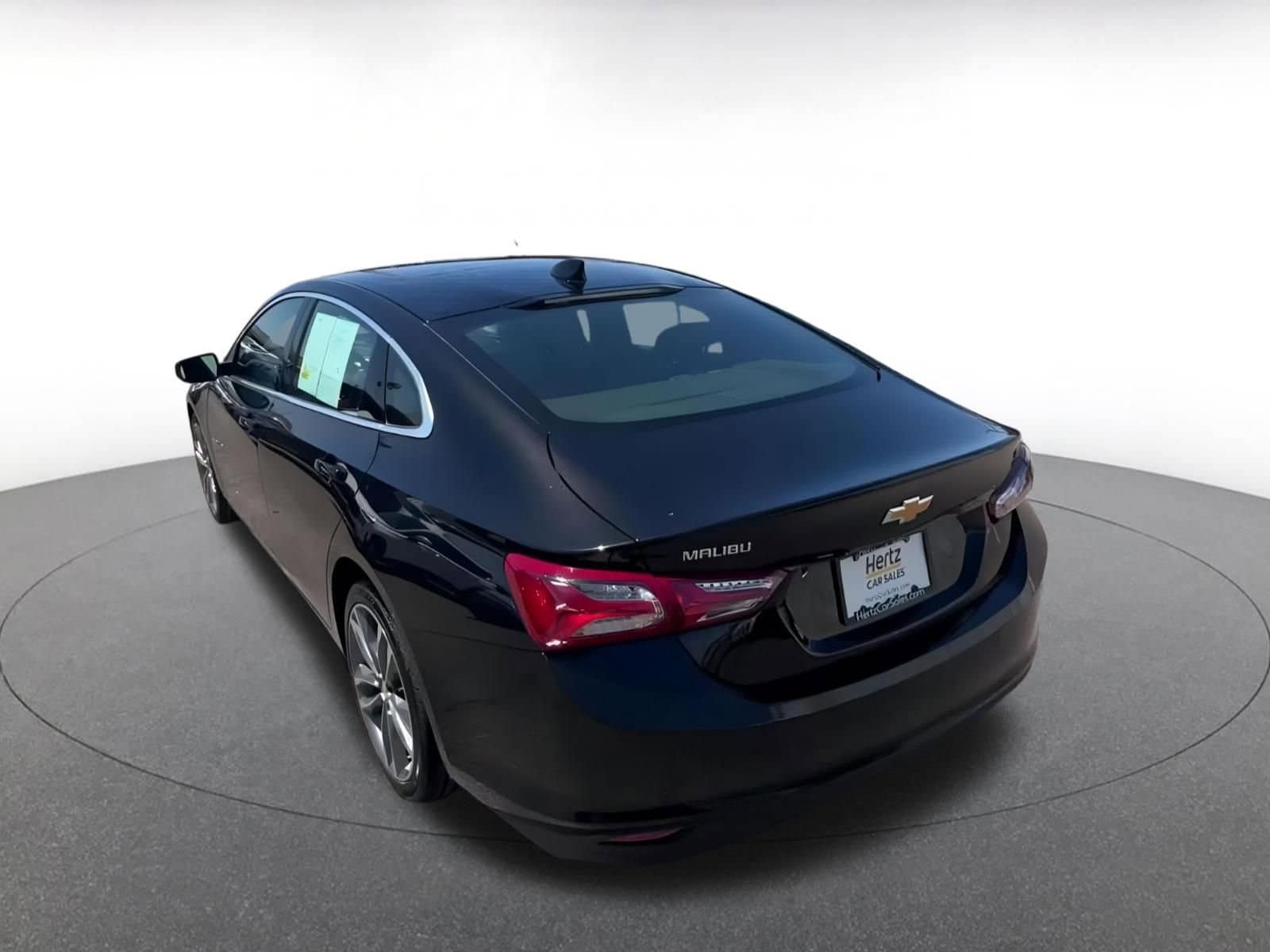 Thumbnail: 2024 Chevrolet Malibu - 11