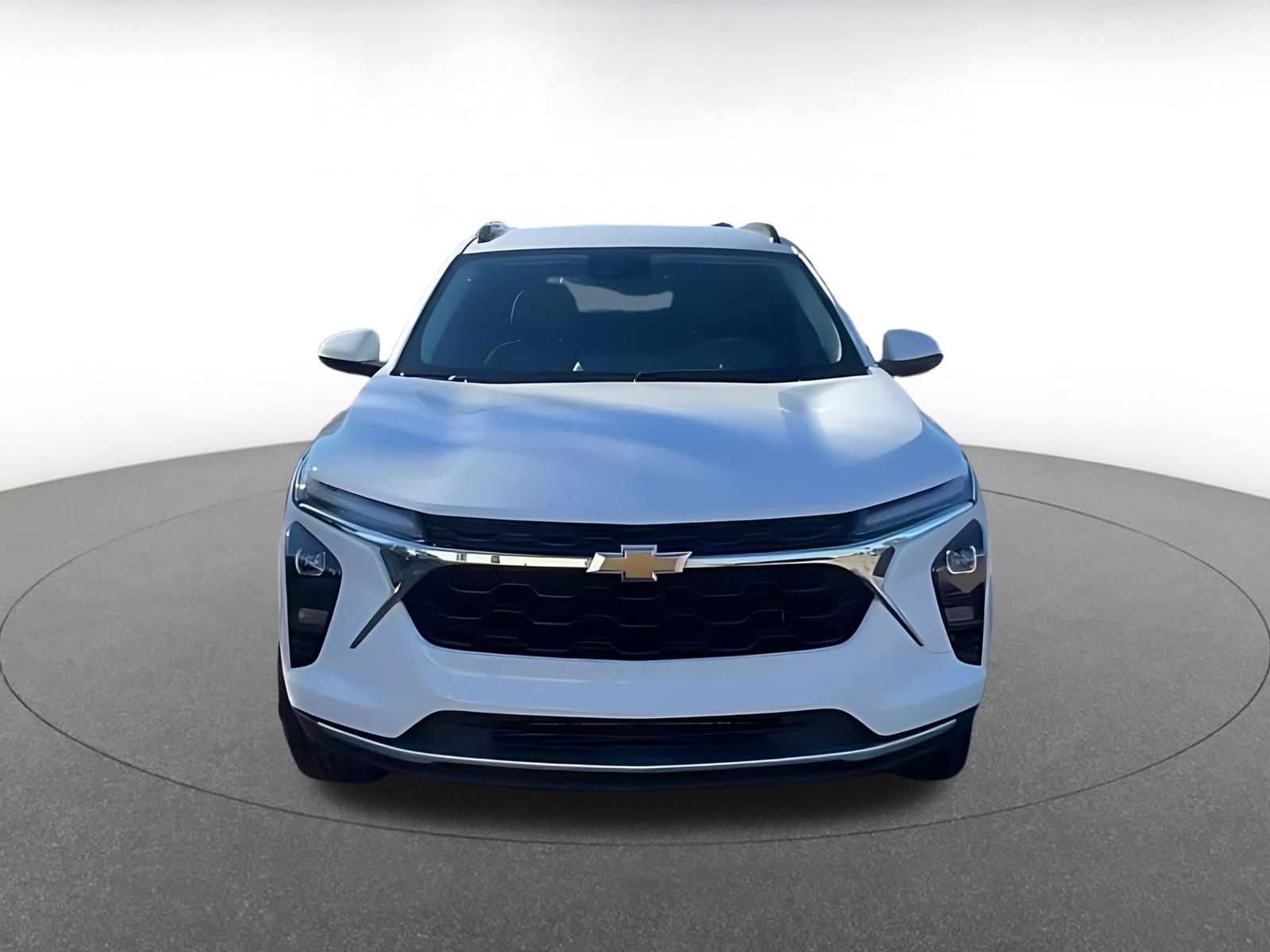 Thumbnail: 2025 Chevrolet Trax - 4