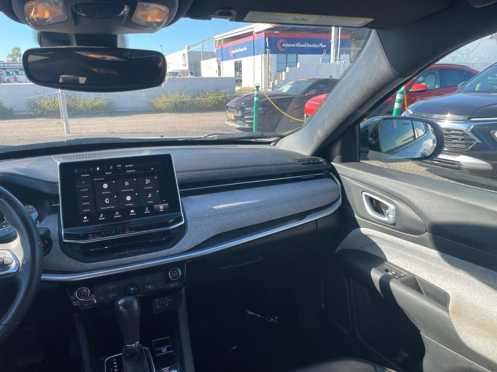 Thumbnail: 2023 Jeep Compass - 34