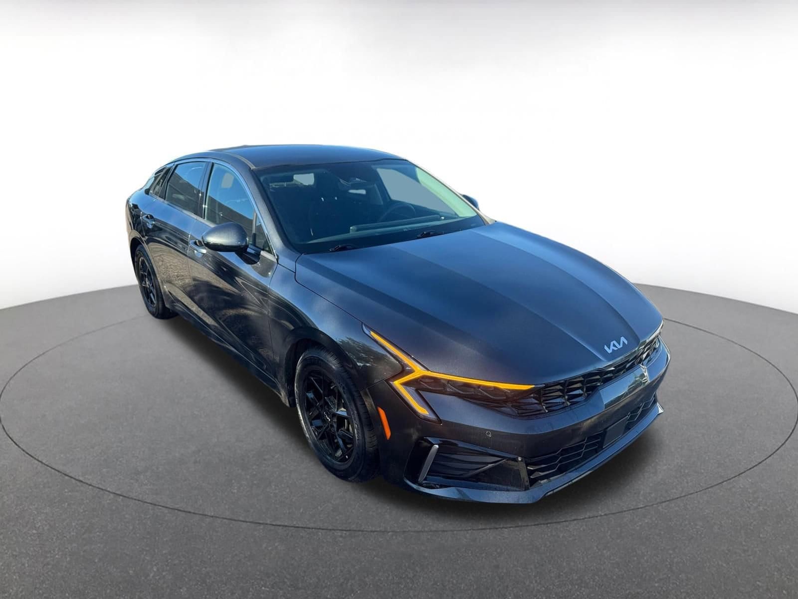 Thumbnail: 2025 Kia K5 - 1